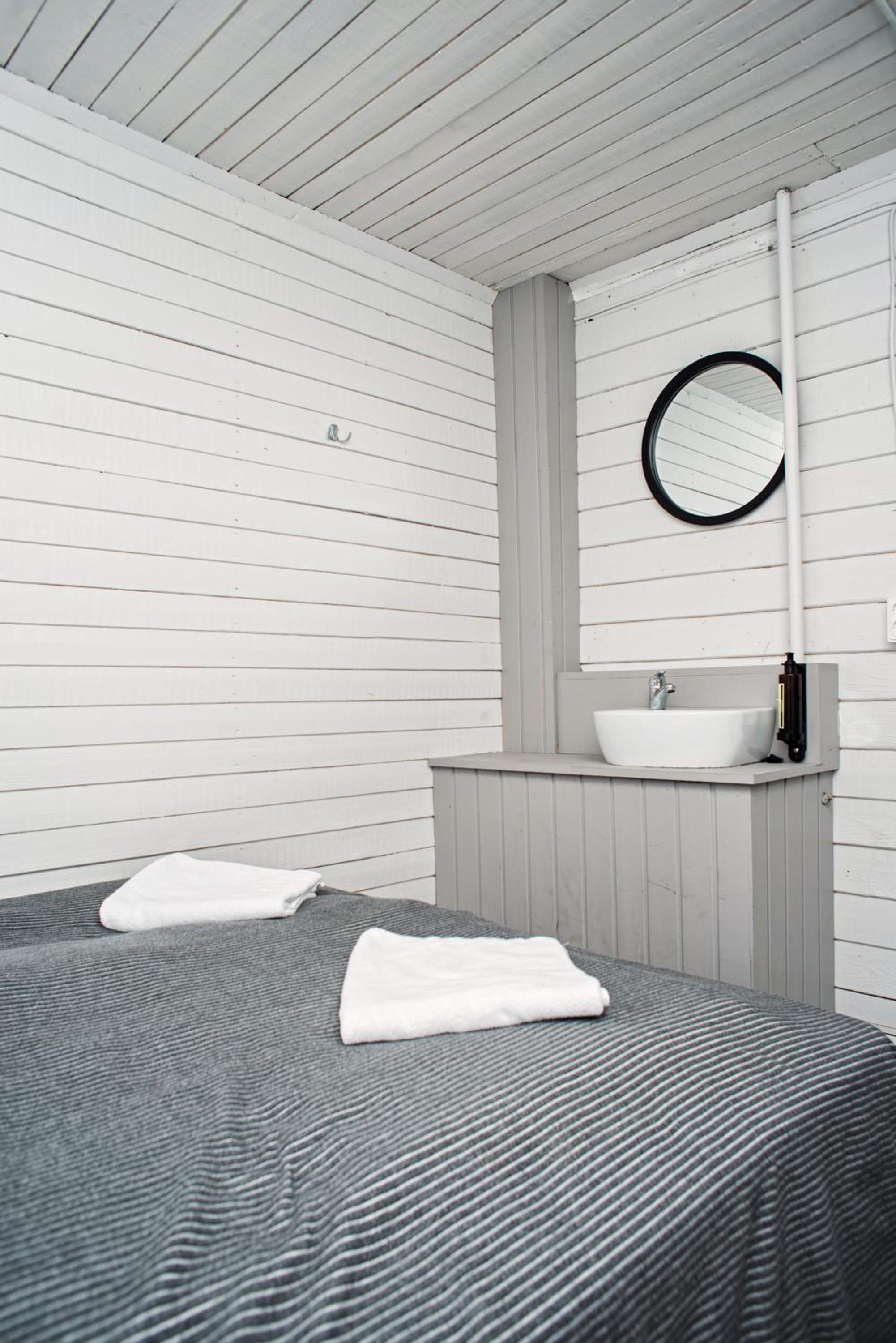 Double or Twin Room - Photo 2