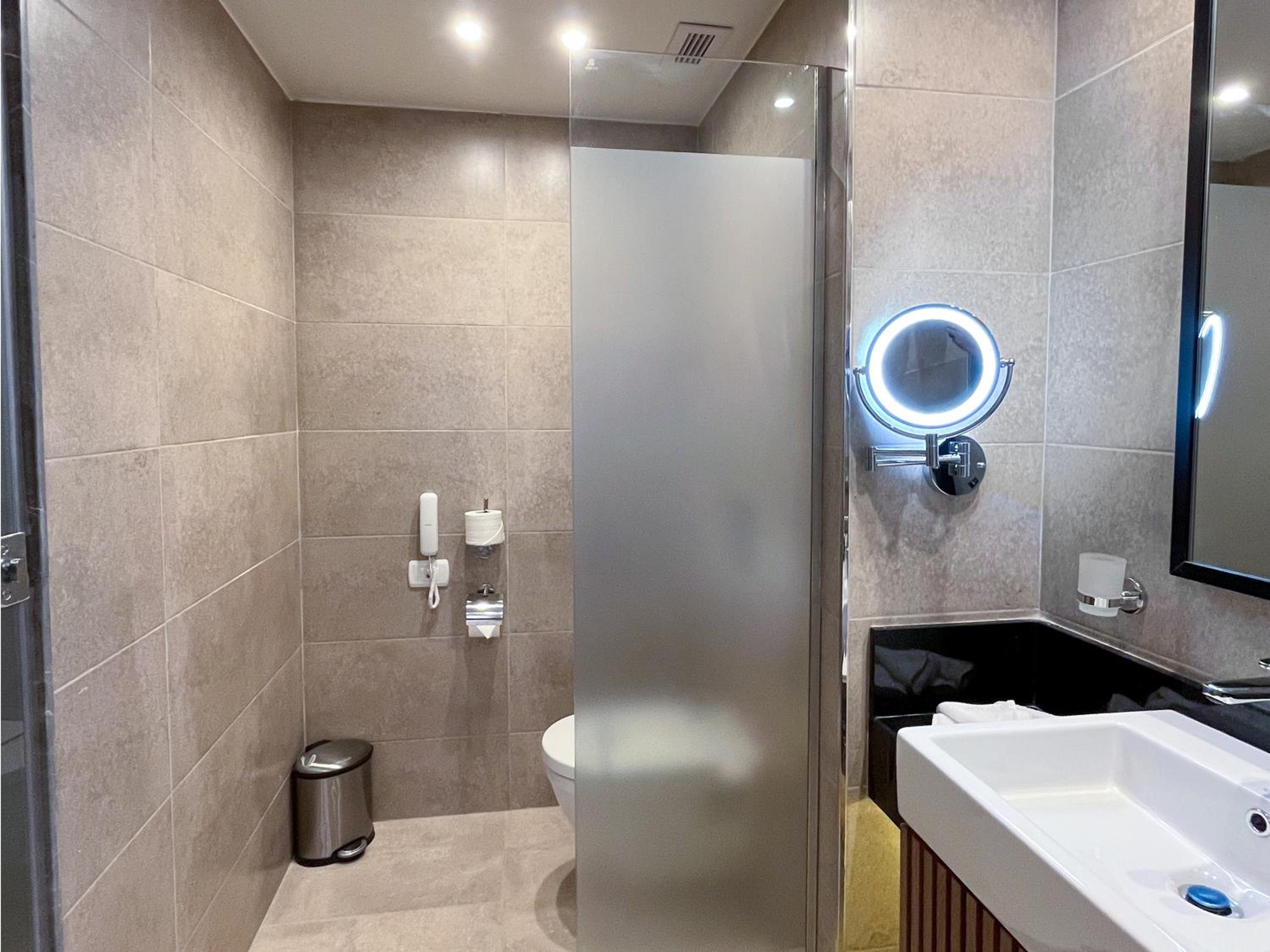 Superior Double or Twin Room - Photo 6