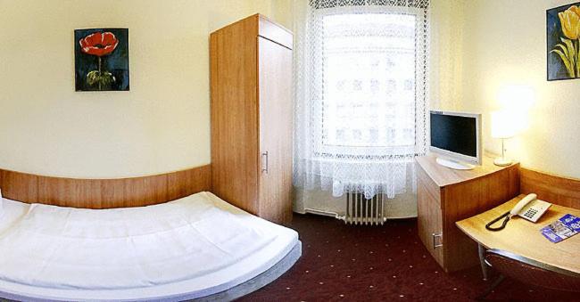 Single Room photo 1