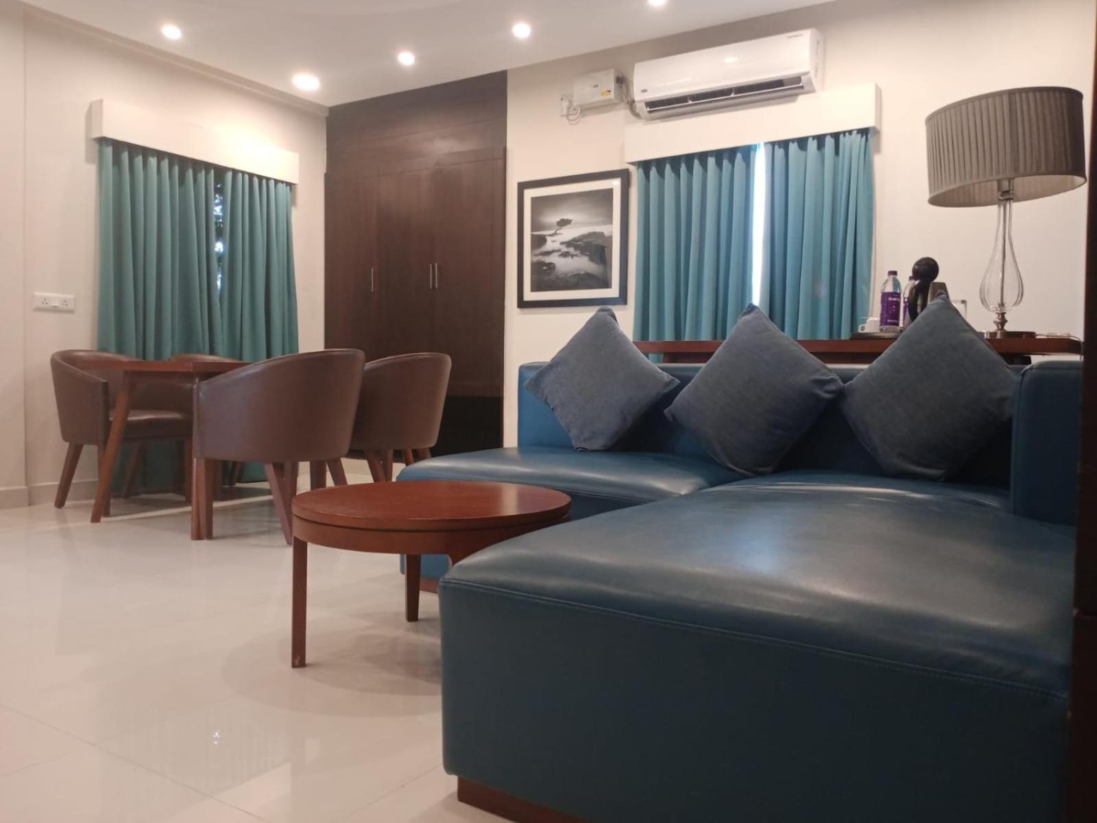 Comfort Quadruple Room - Photo 12