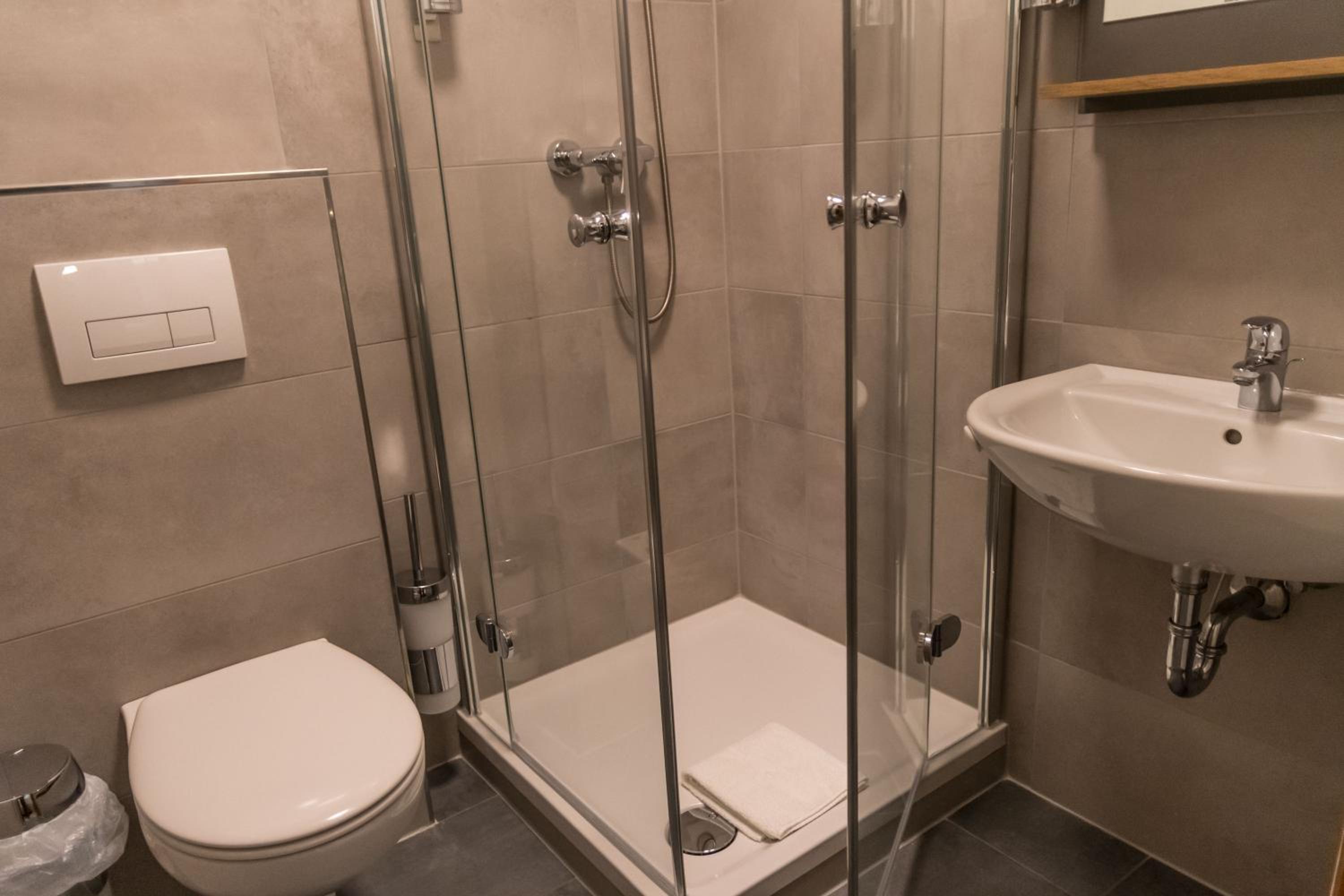 Superior Double Room - Photo 8