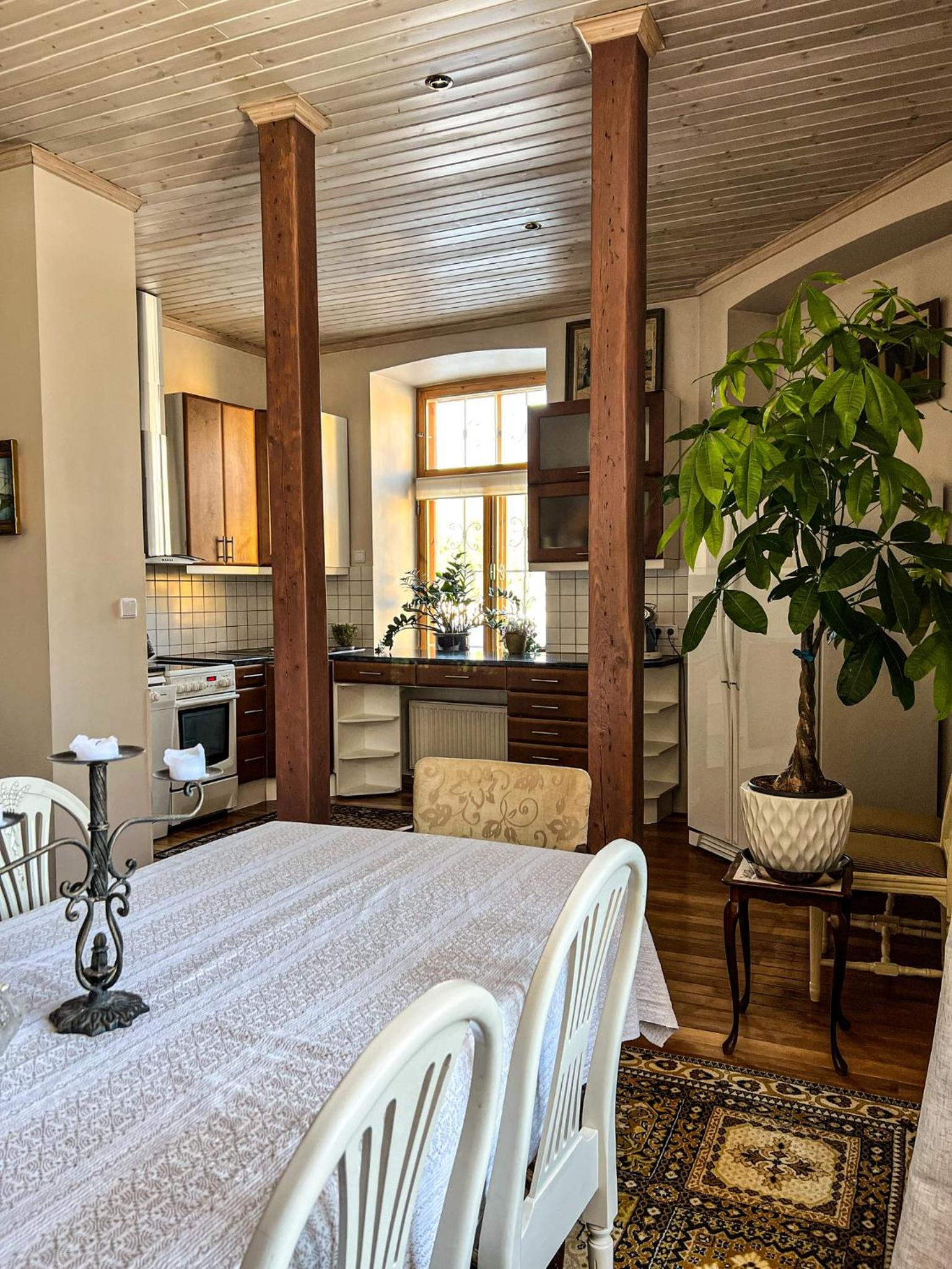 Two-Bedroom Apartment - Photo 6
