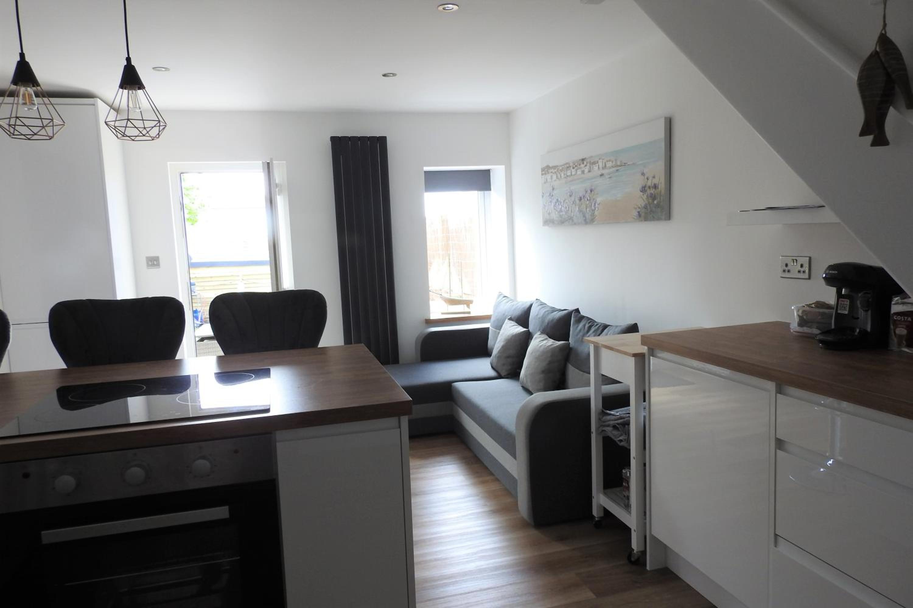 Two-Bedroom House photo 2