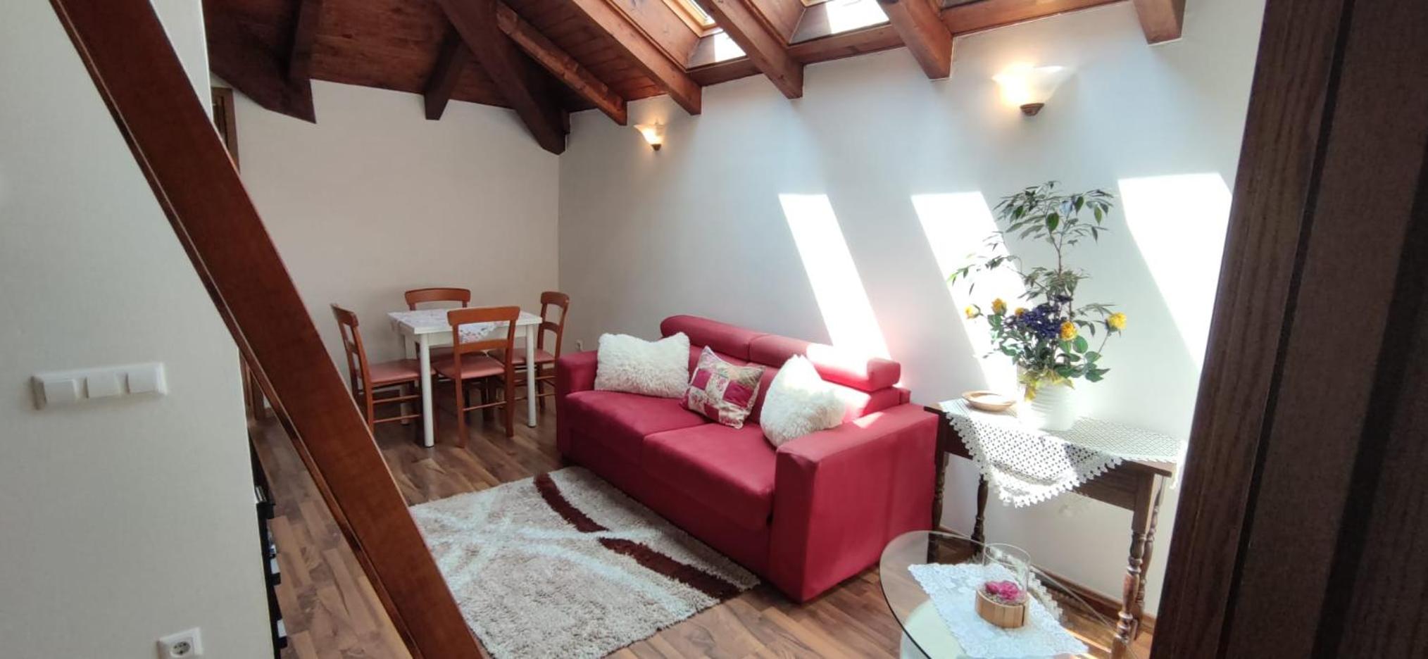 One-Bedroom Apartment - Photo 1