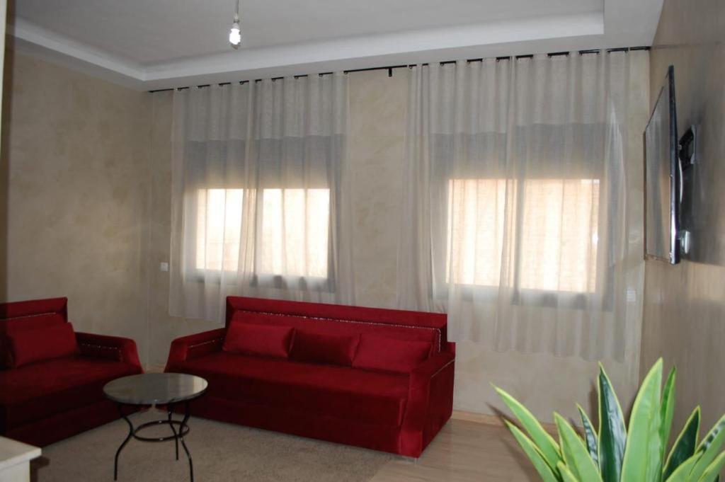 Two-Bedroom Apartment - Photo 8