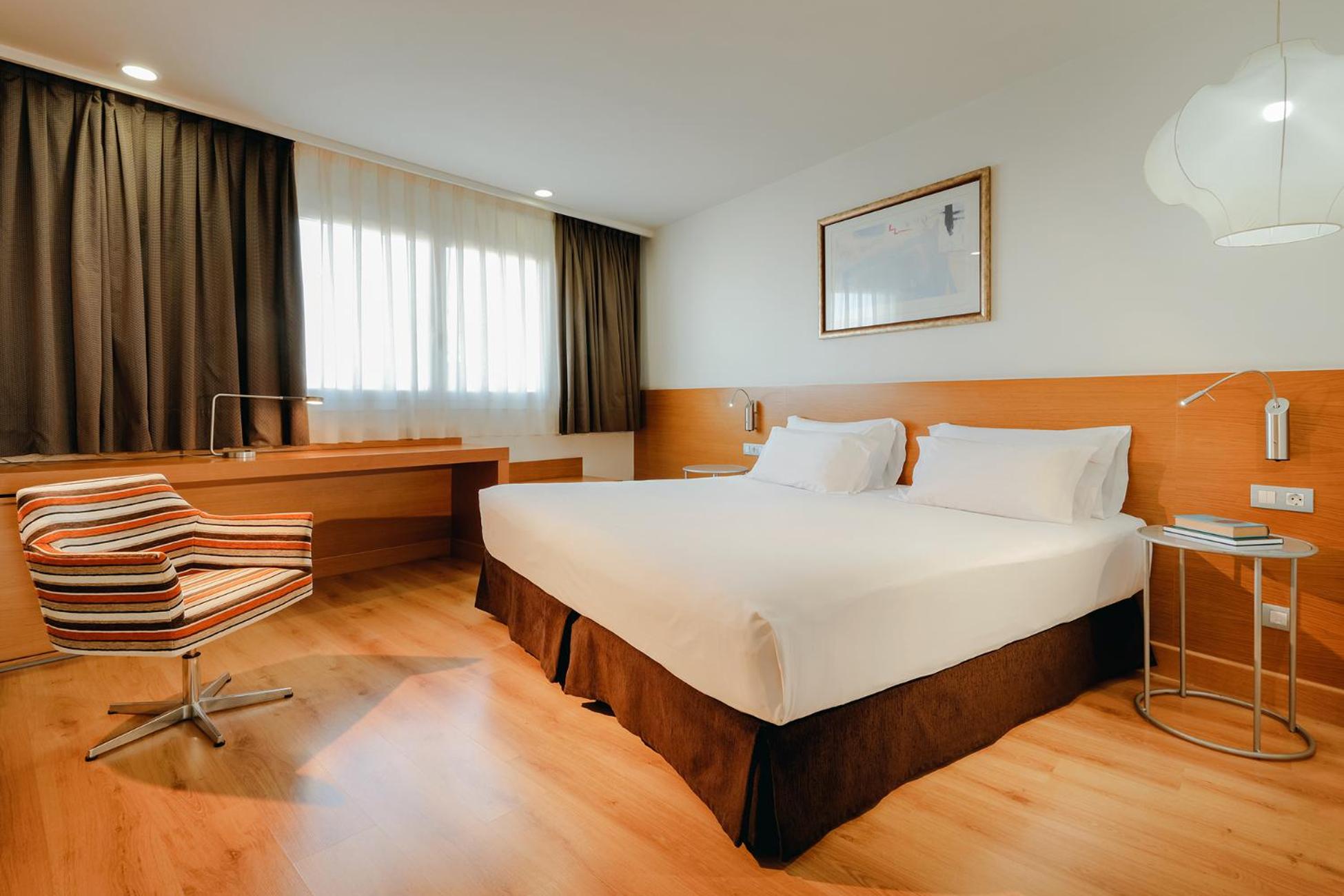 Standard Double Or Twin Room - Photo 2