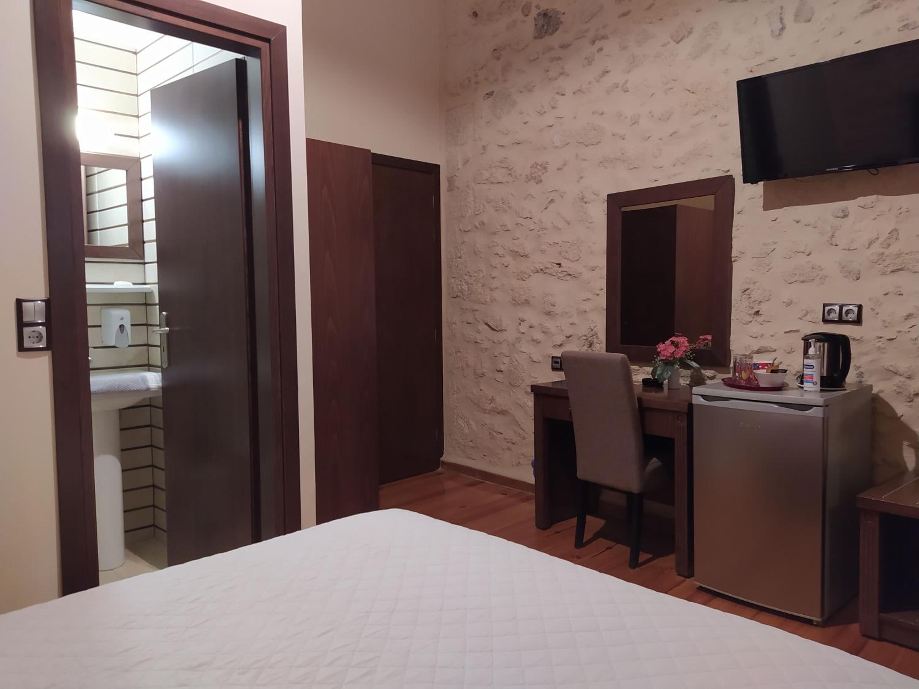 Superior Double Room with Sea View - Photo 1