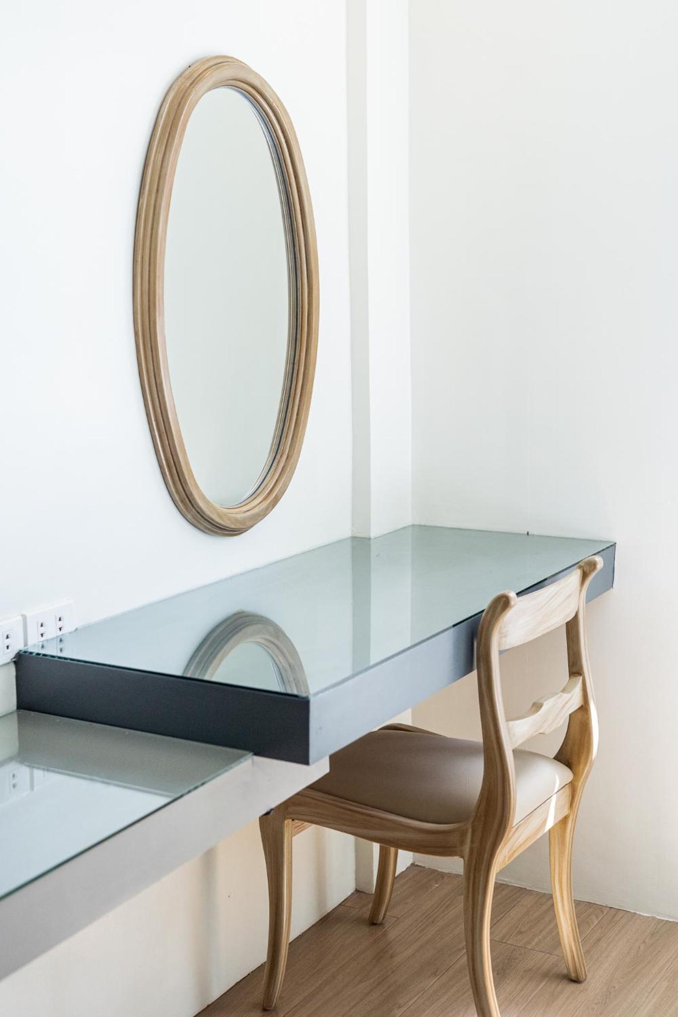Standard Twin Room - Photo 6