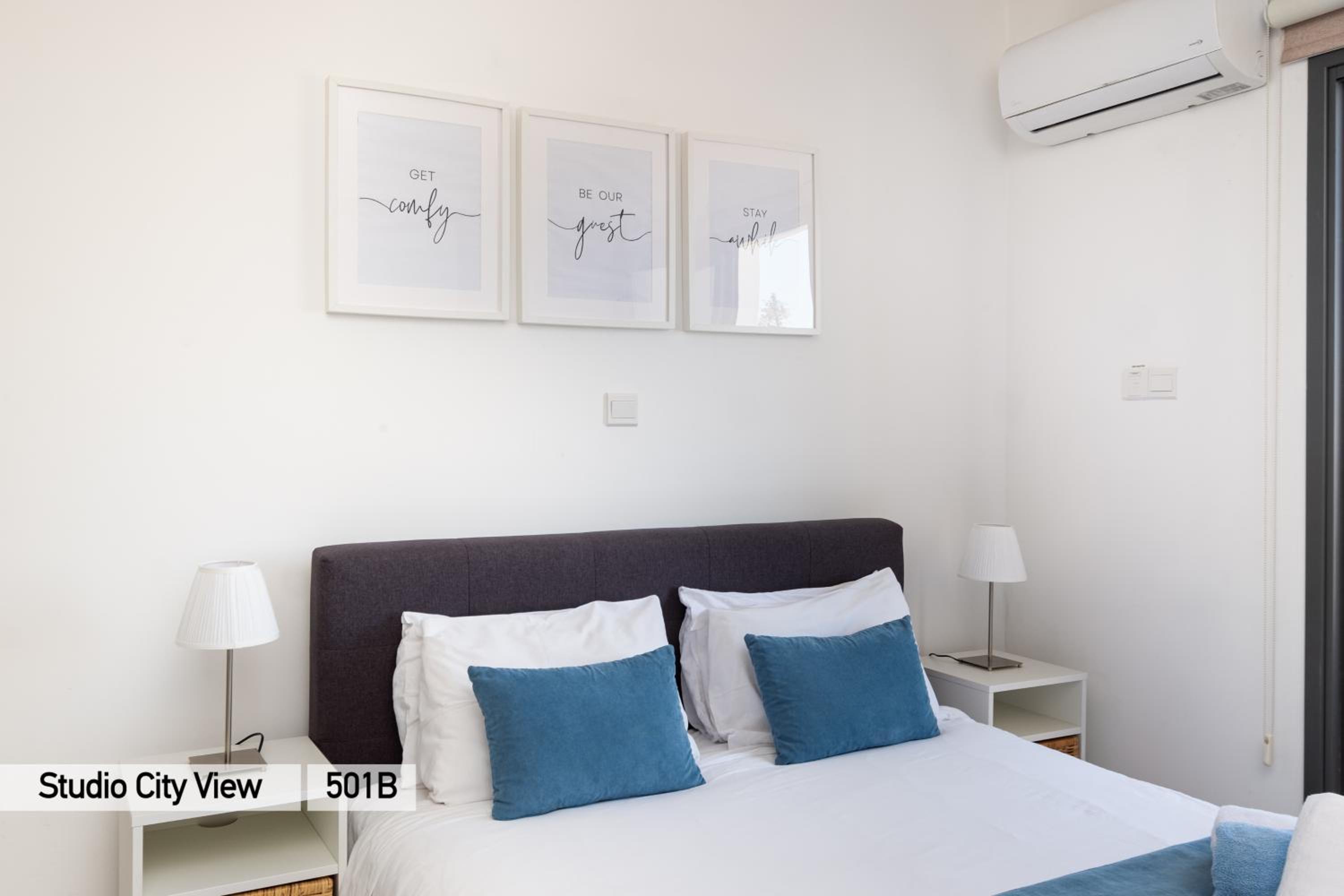 Studio Apartment with City View - Photo 1