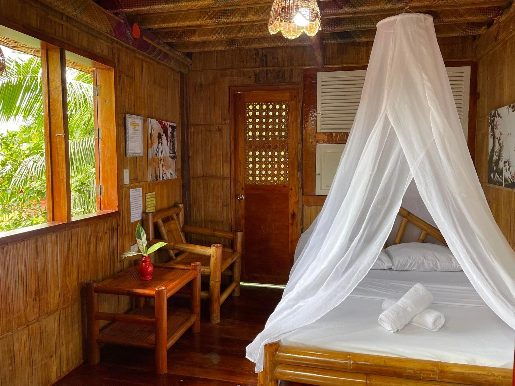 Deluxe Double Room with Shower photo 3