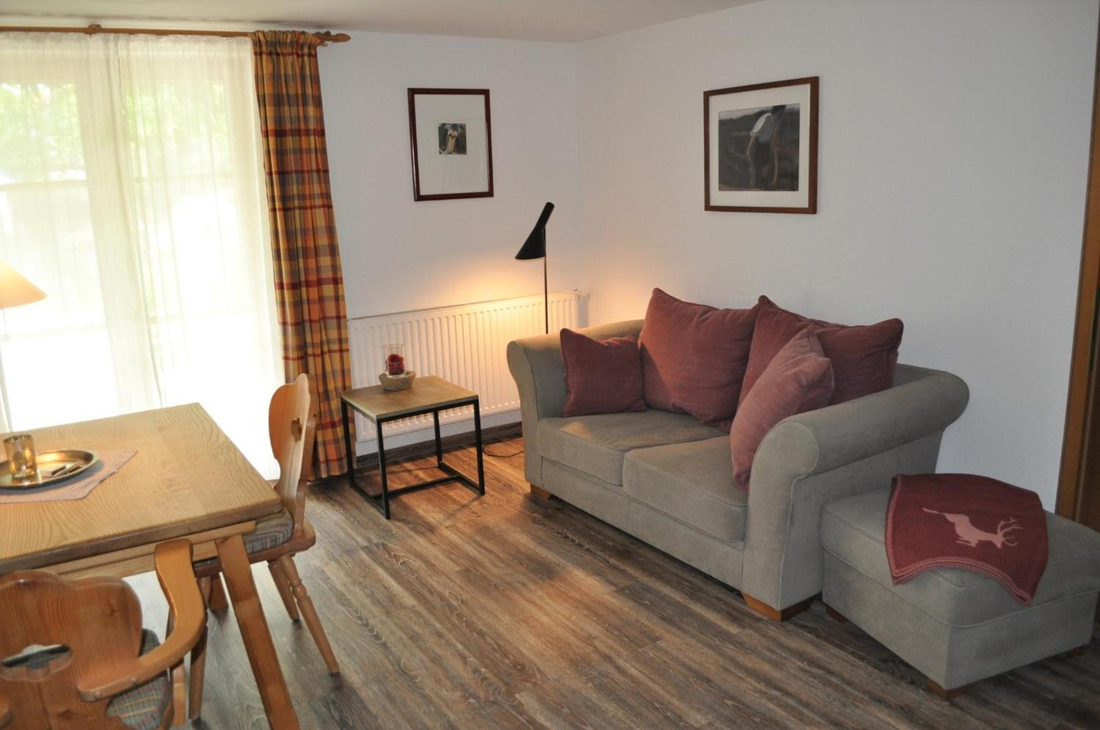 One-Bedroom Apartment with Terrace photo 1