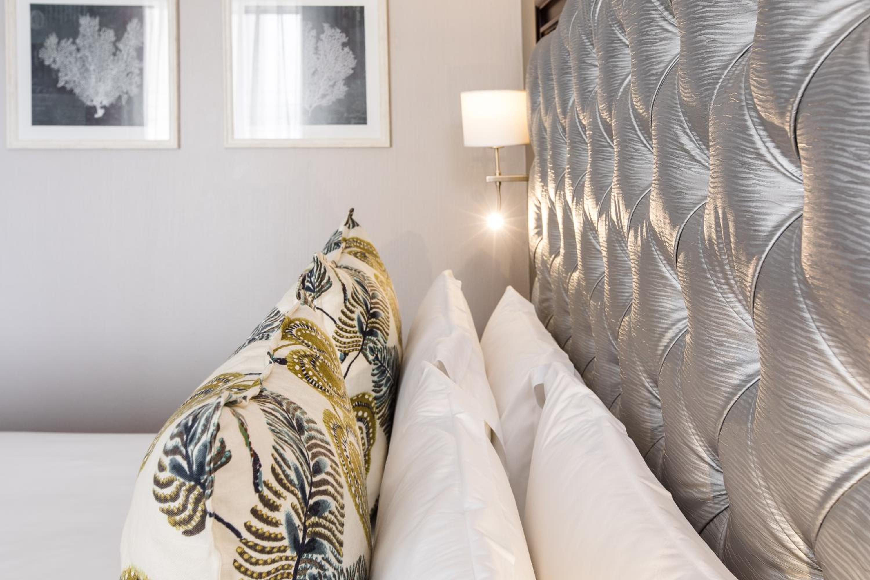 Standard Double or Twin Room - Photo 4