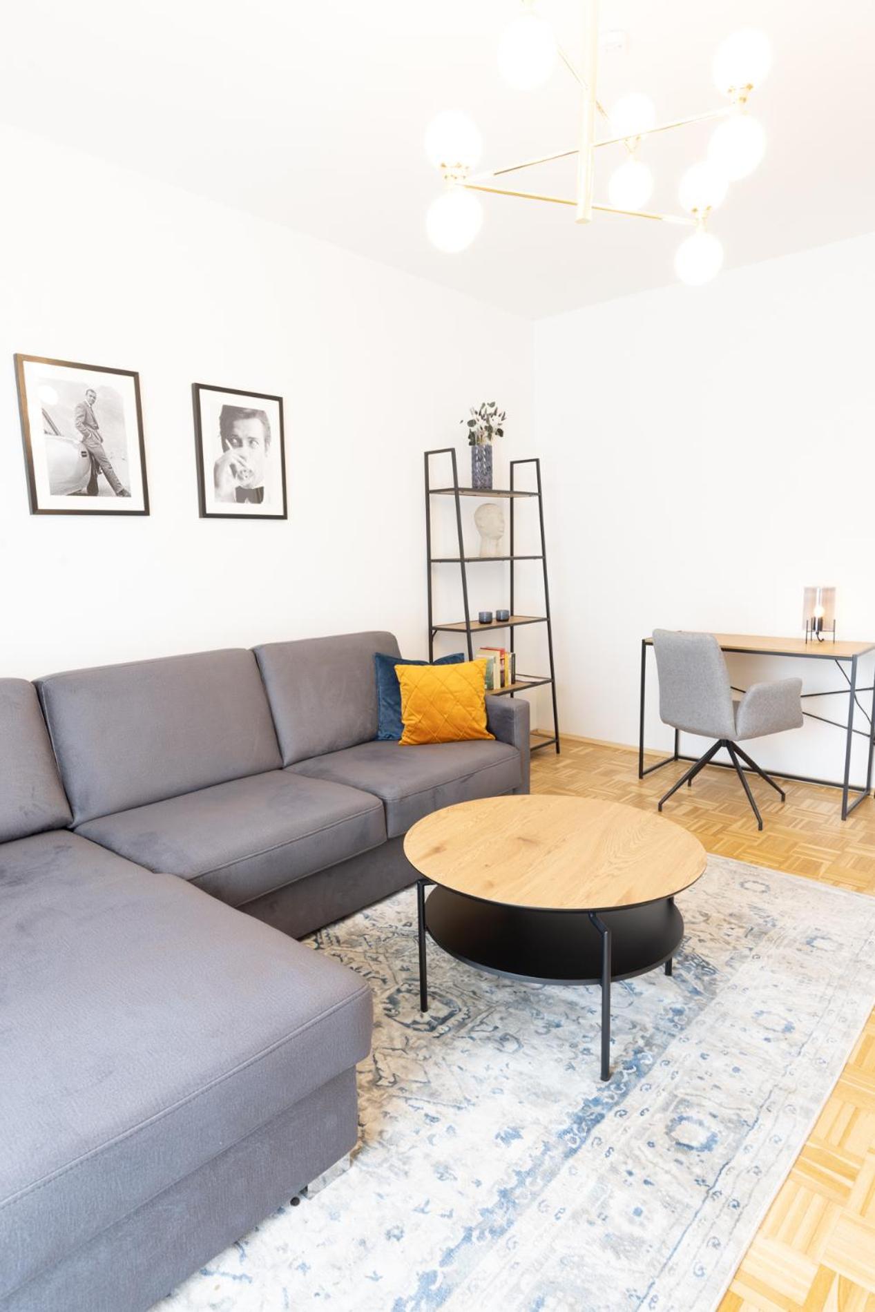One-Bedroom Apartment with Balcony photo 1