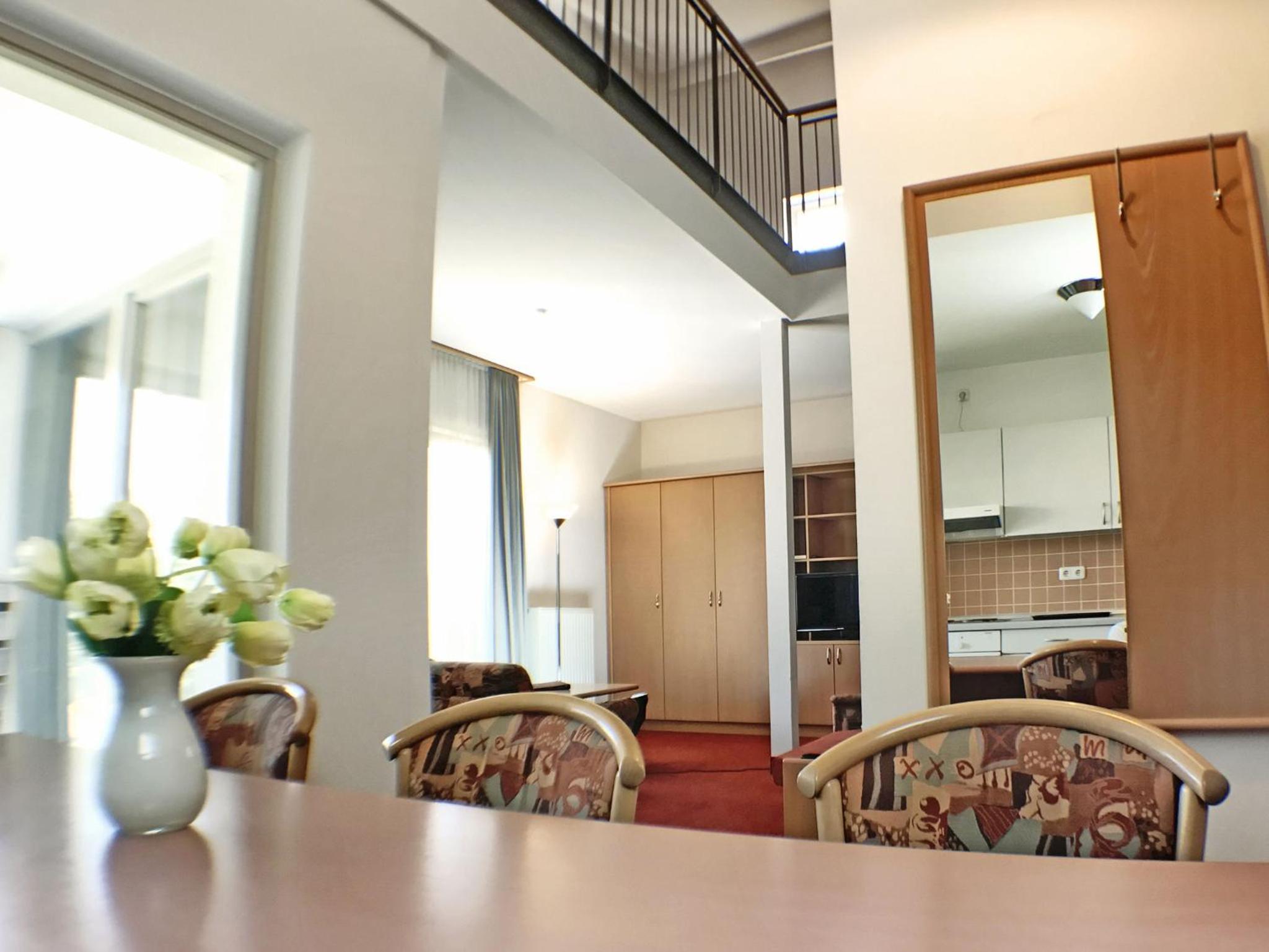 Apartment - Split Level photo 2