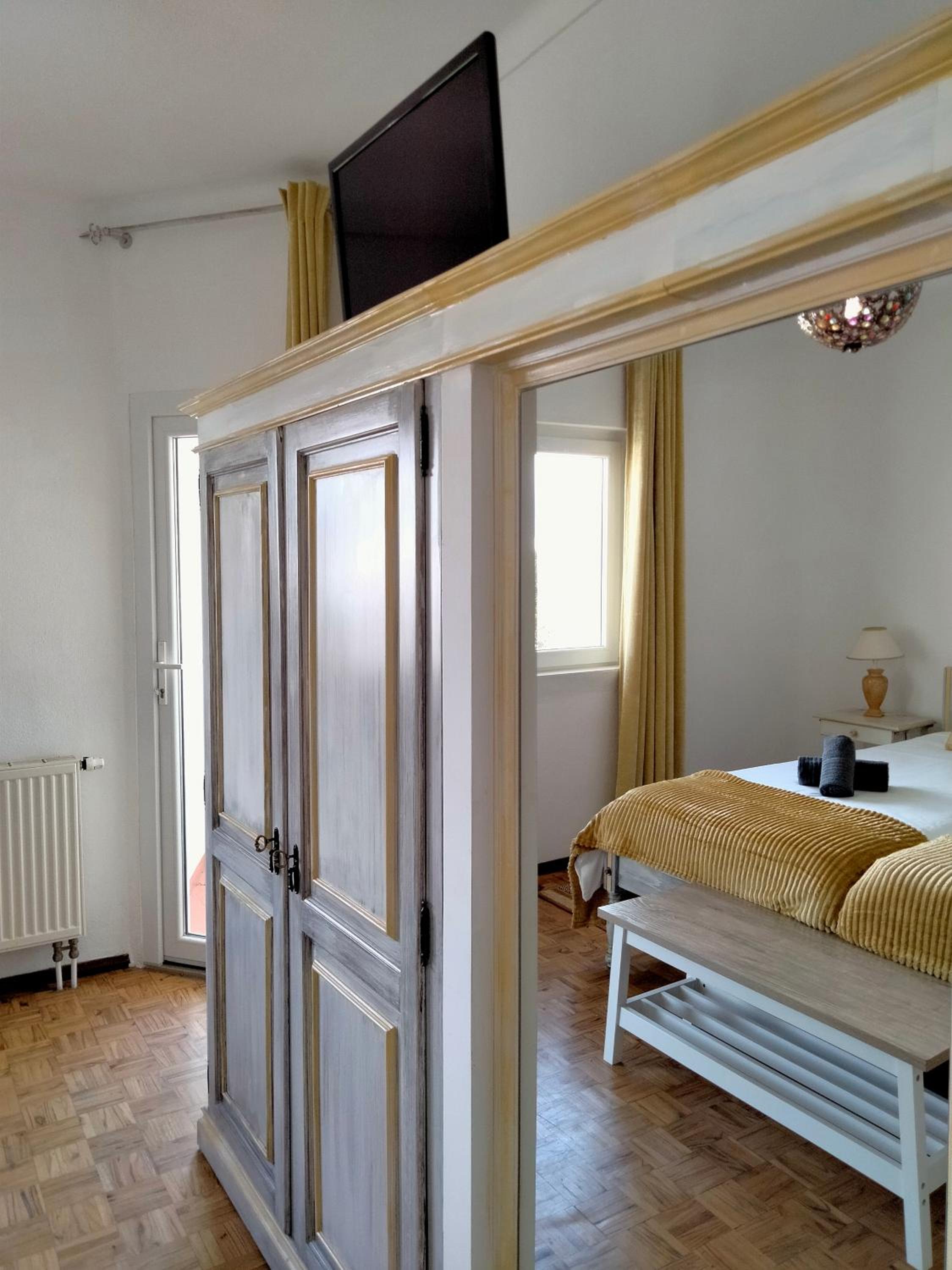 Double or Twin Room with Garden View photo 2
