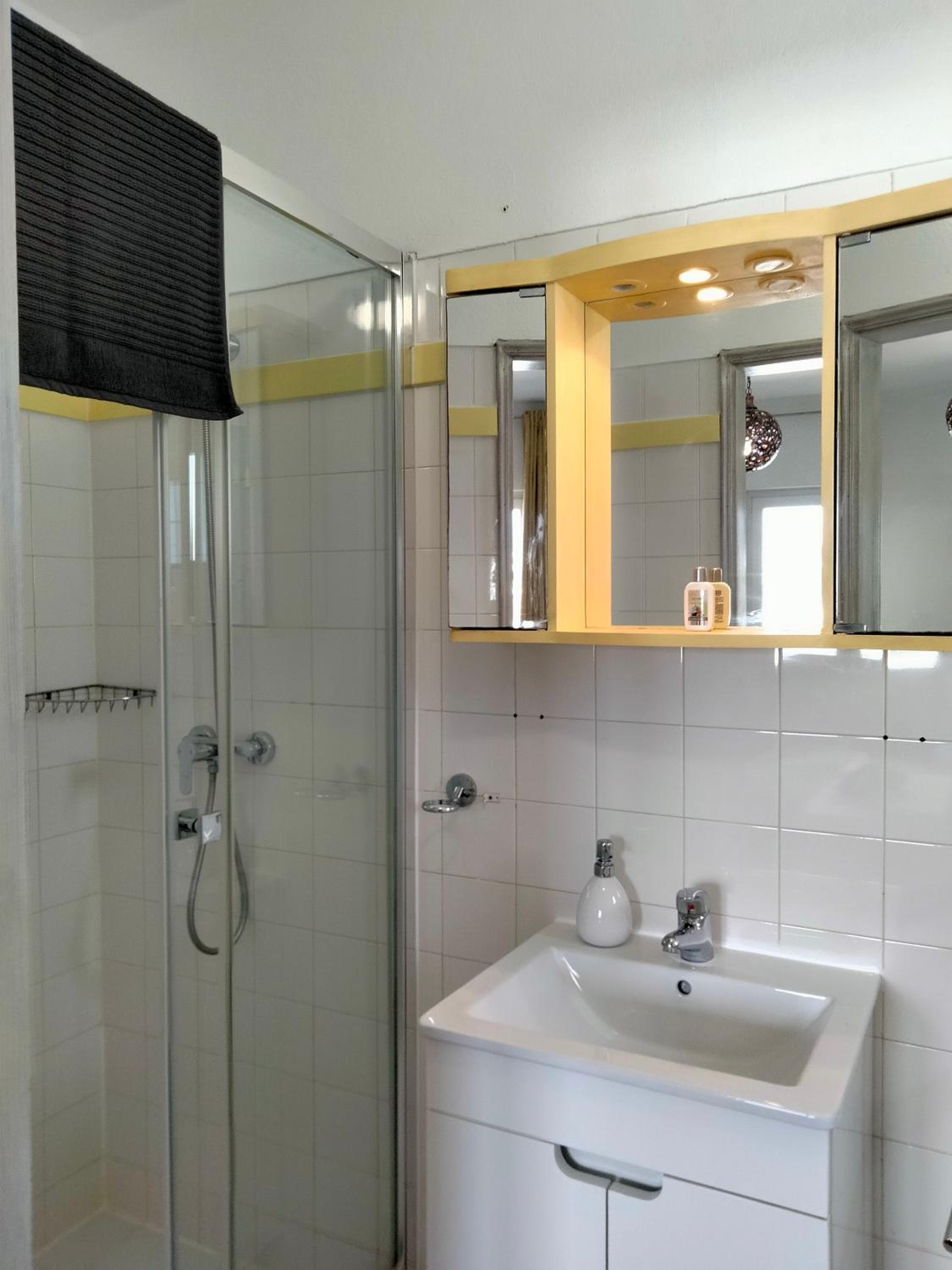 Double or Twin Room with Garden View photo 3