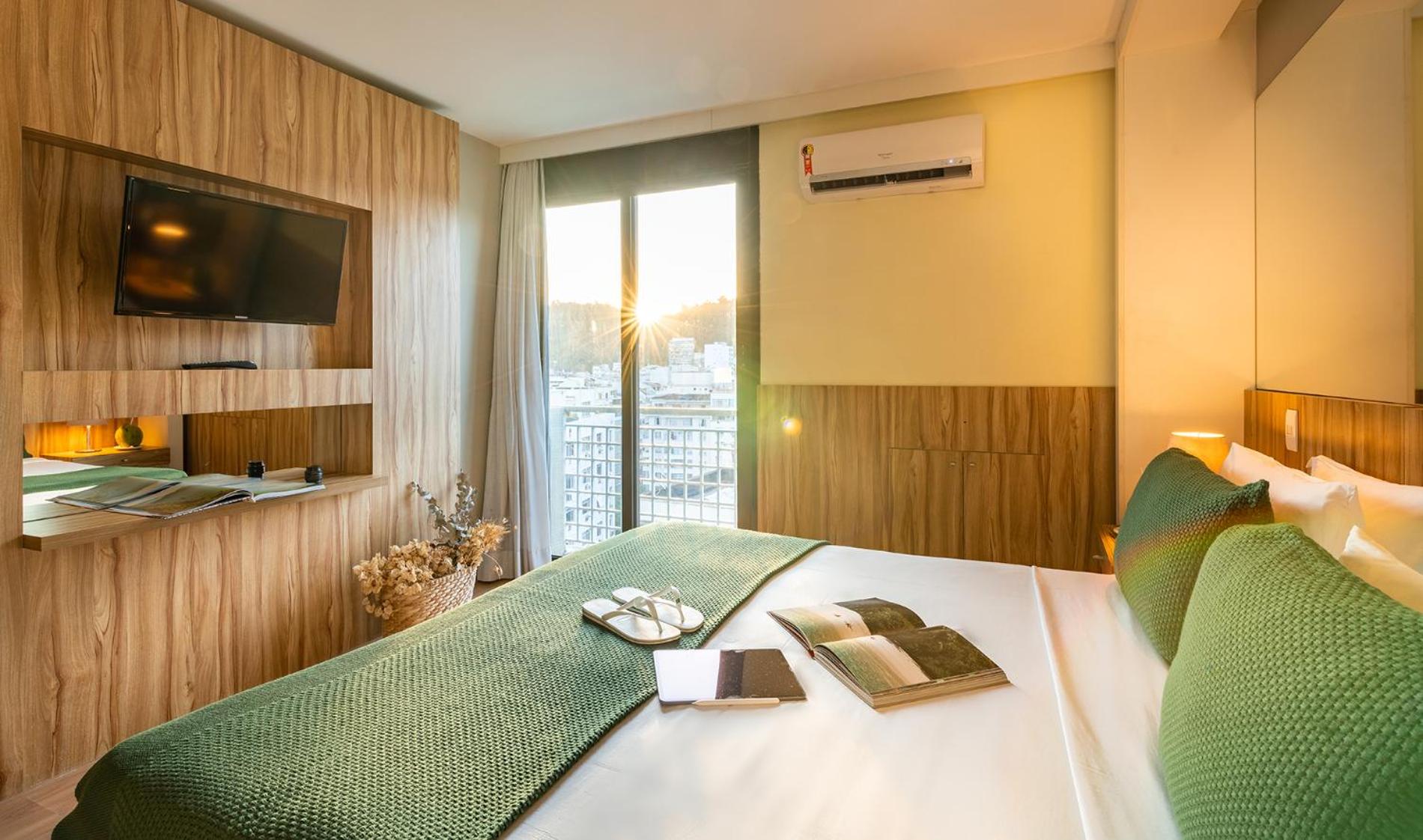 Suite with Side Sea View - Photo 7