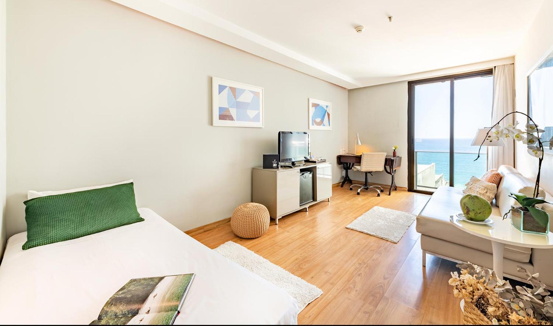 Suite with Side Sea View
