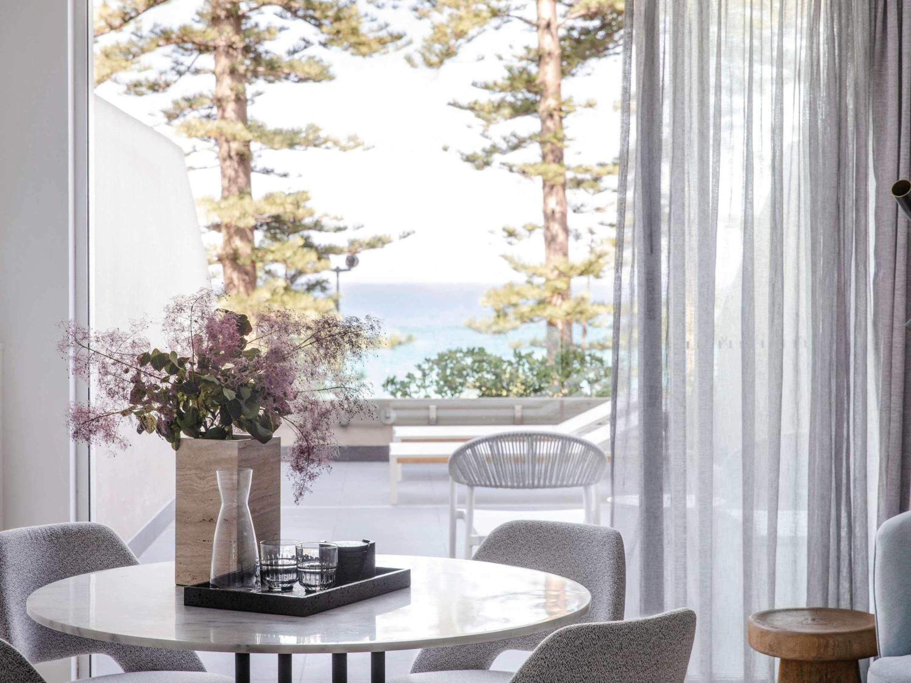King Suite with Ocean View and Sauna thumbnail 5
