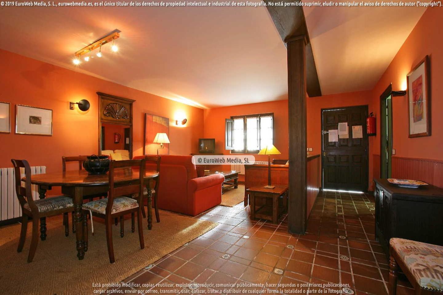 Apartment - Ground Floor photo 2