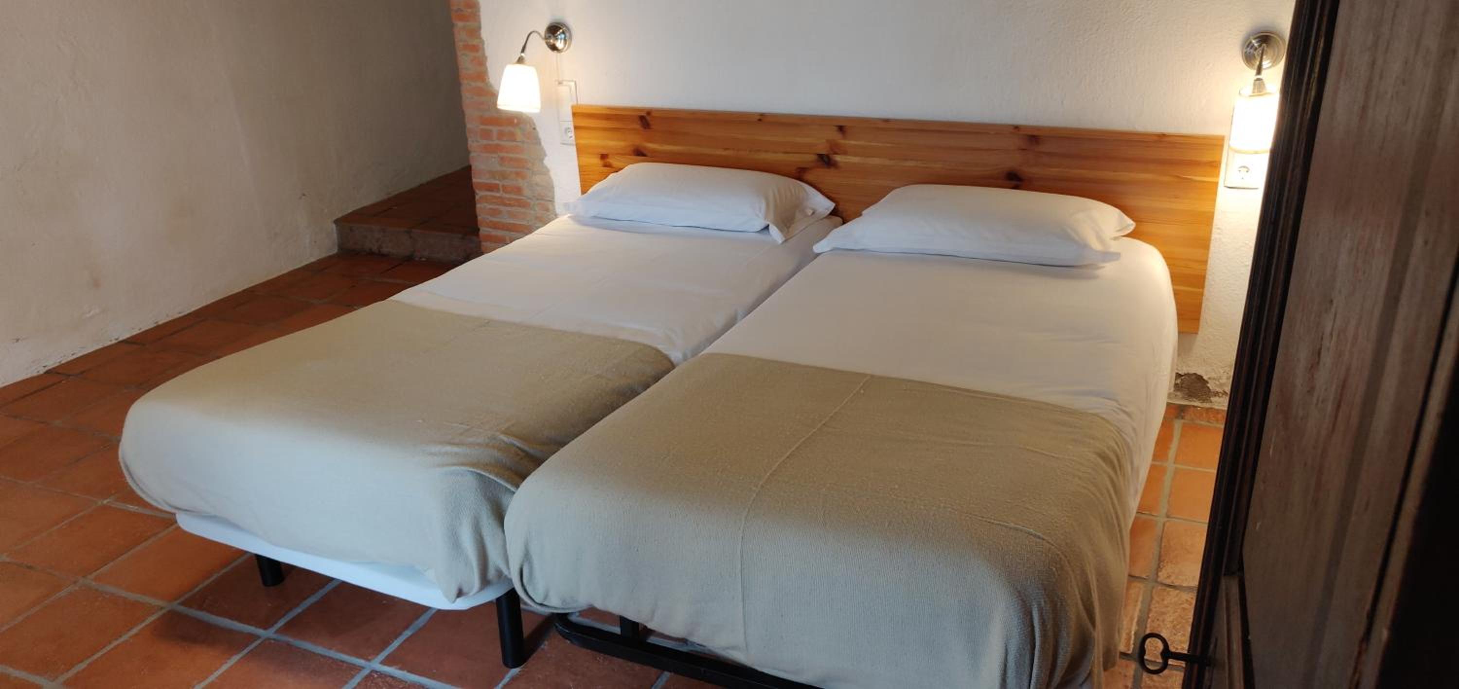 Habitación Cuádruple con Vista al Jardín