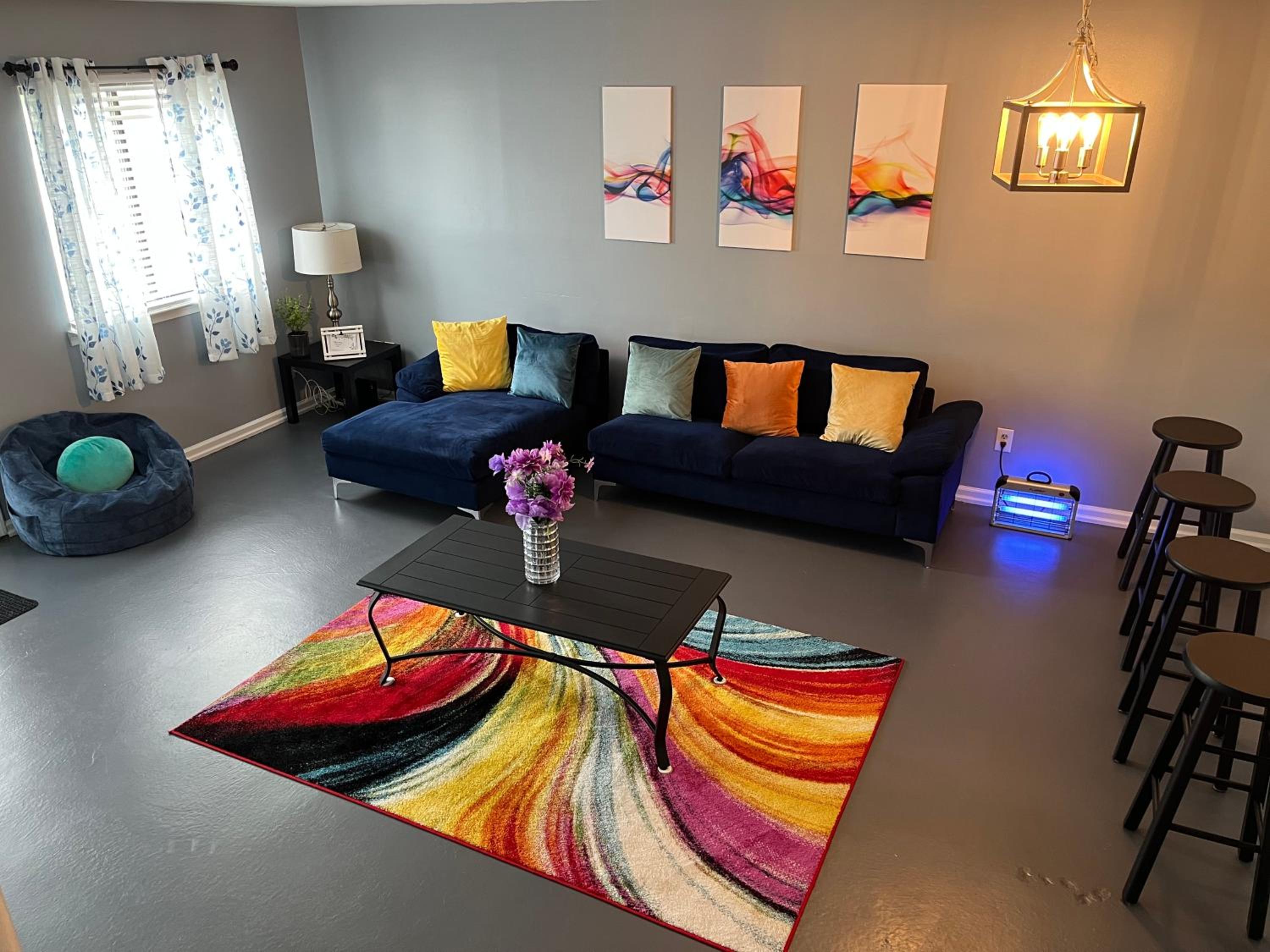 Two-Bedroom House - Photo 29