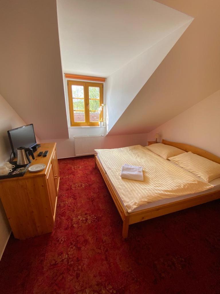 Double Room with Lake View photo 1