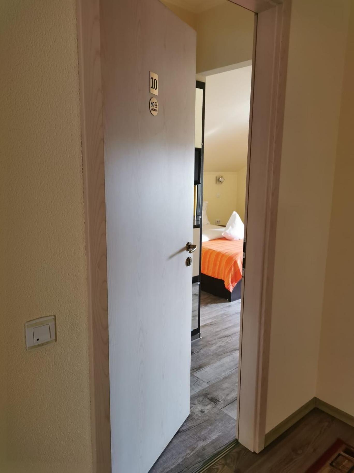 Superior Queen Room photo 1