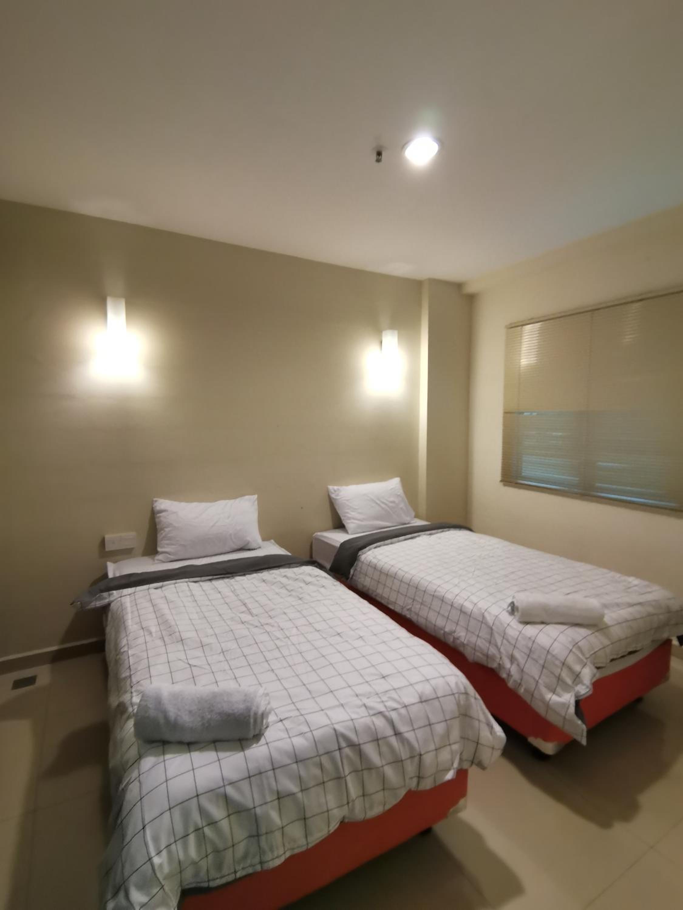 Apartment with Sea View - Photo 9