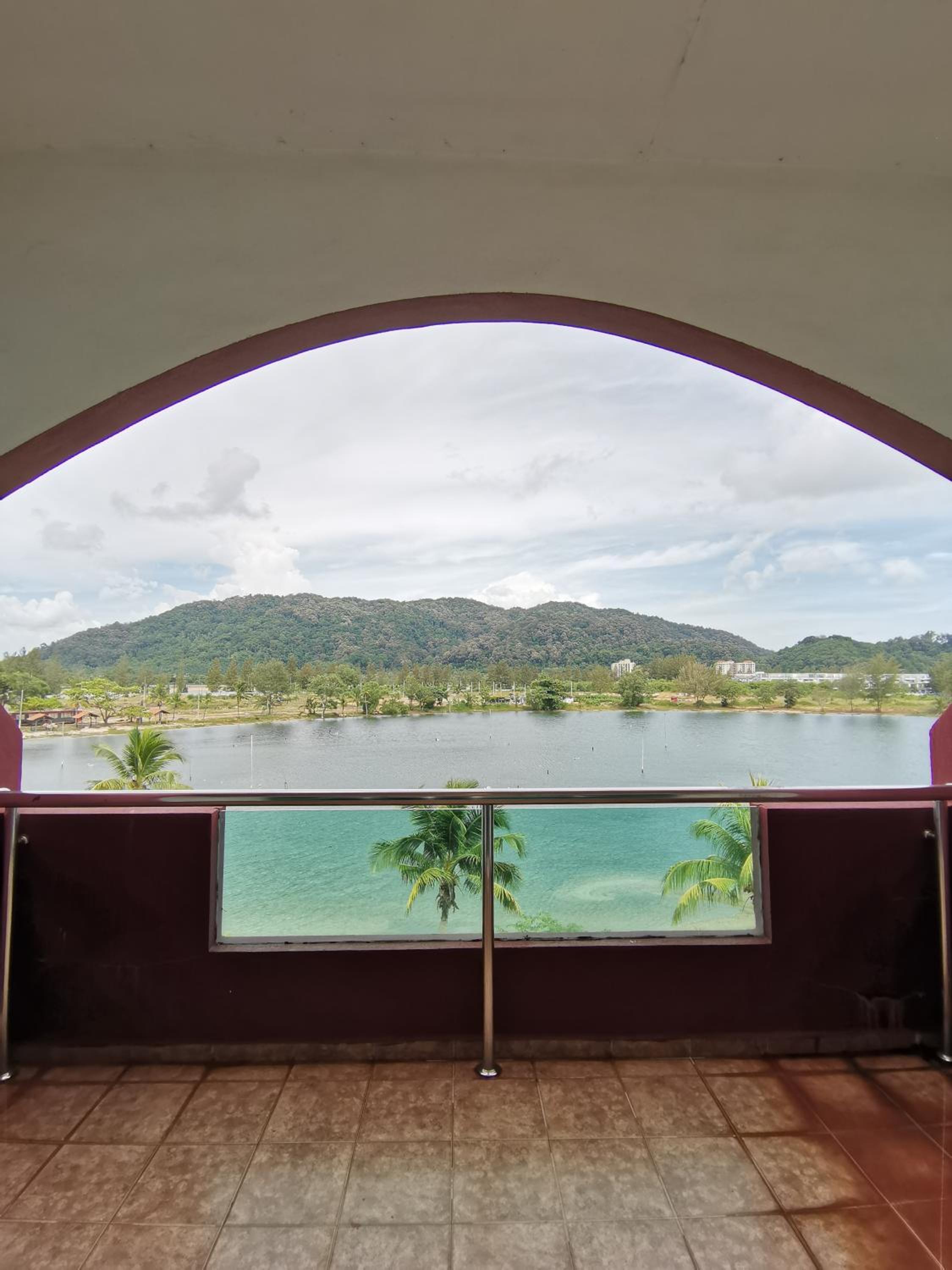 Apartment with Sea View - Photo 4