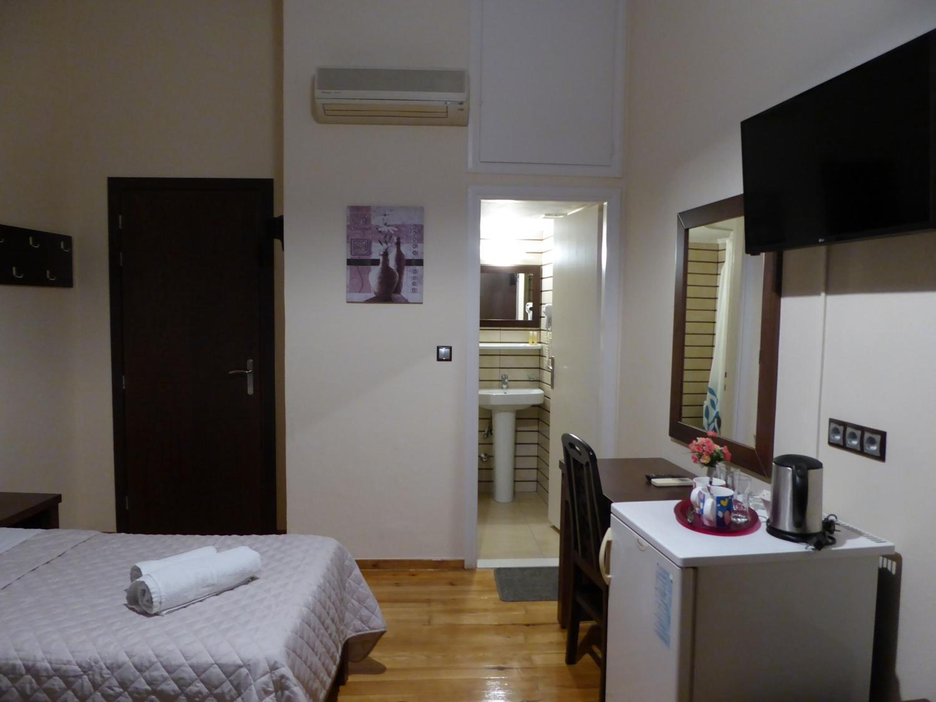 Double or Twin Room with Old Town View - Photo 1