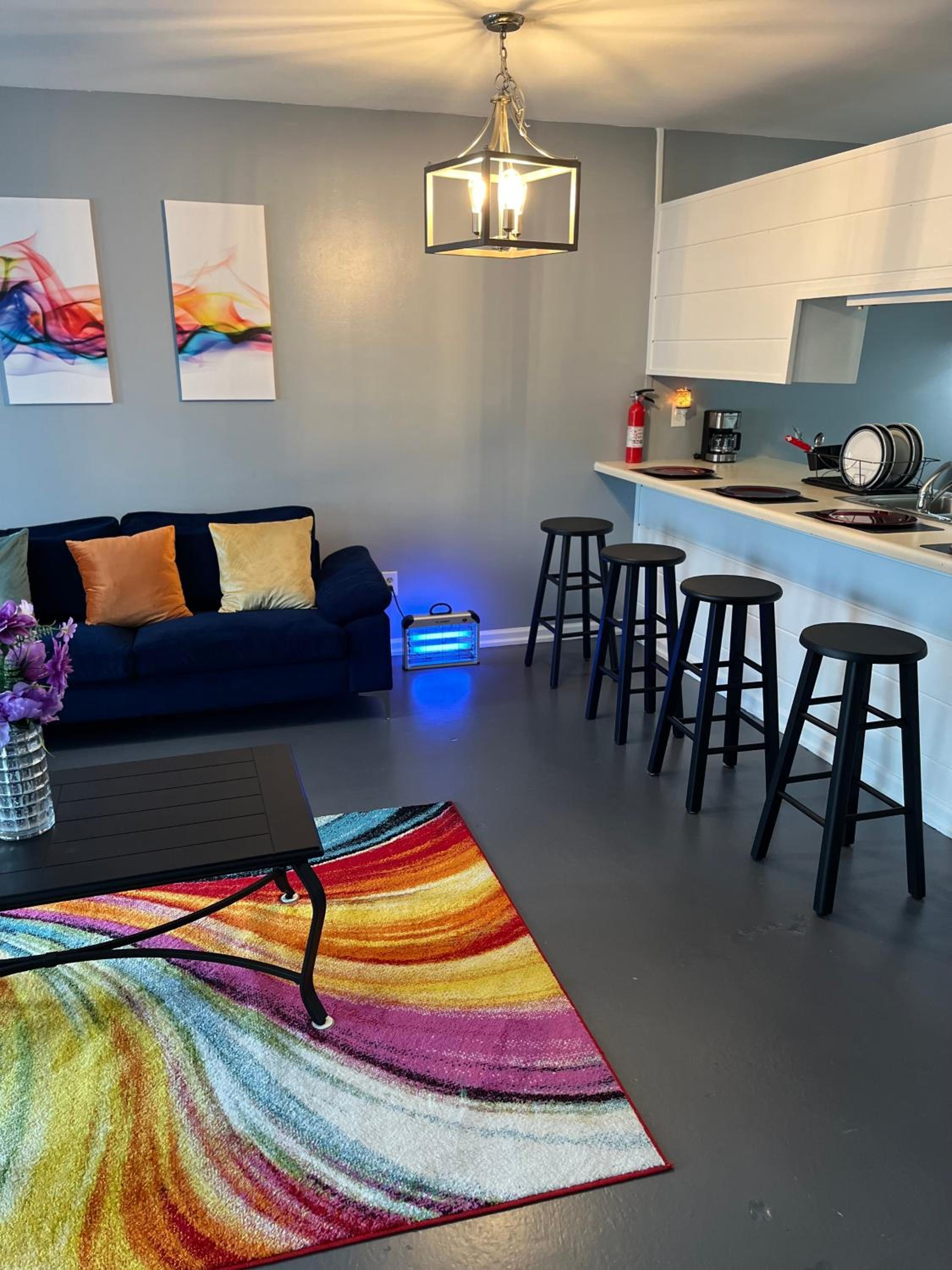 Two-Bedroom House - Photo 22