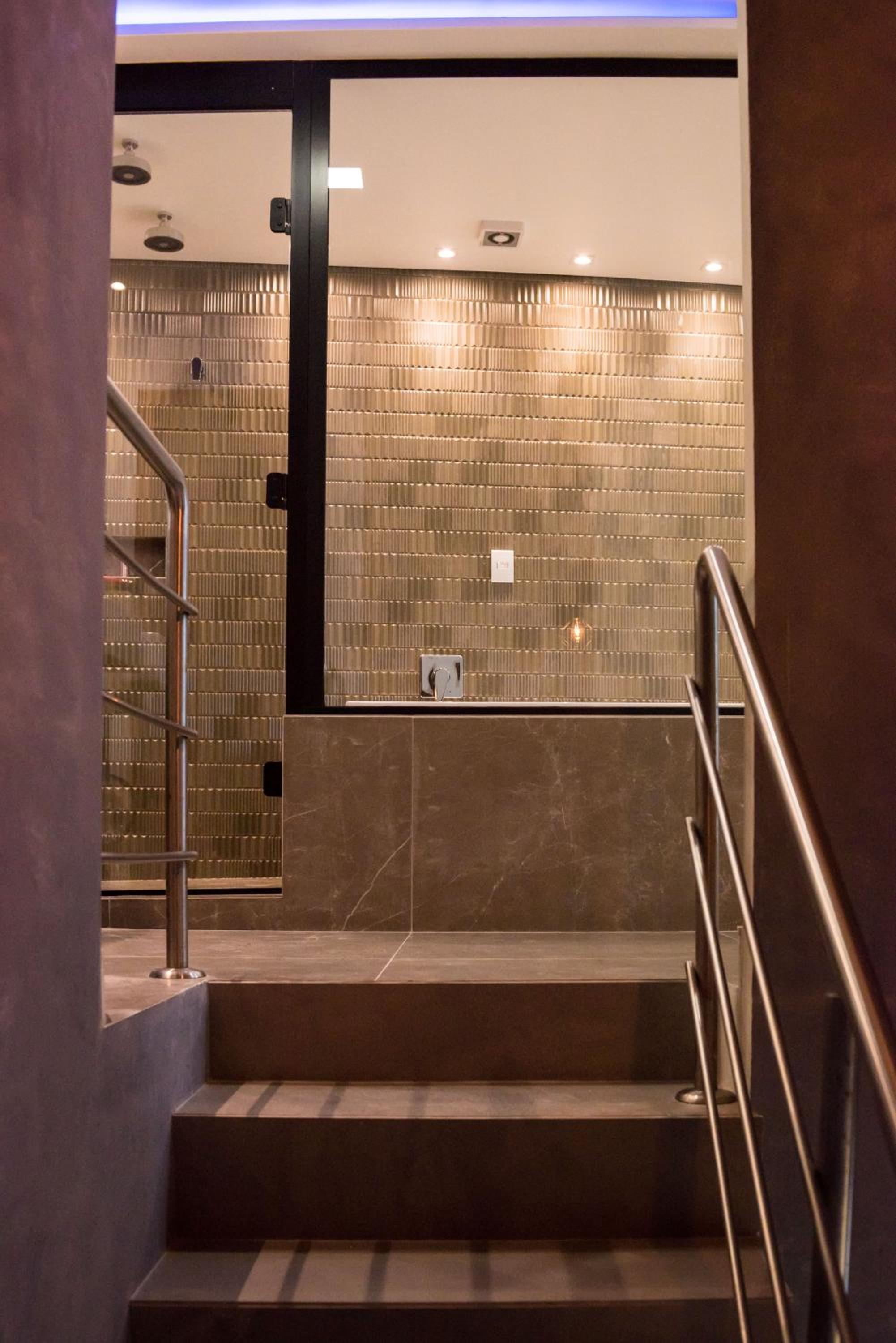 Junior Suite with Private Pool - Photo 5