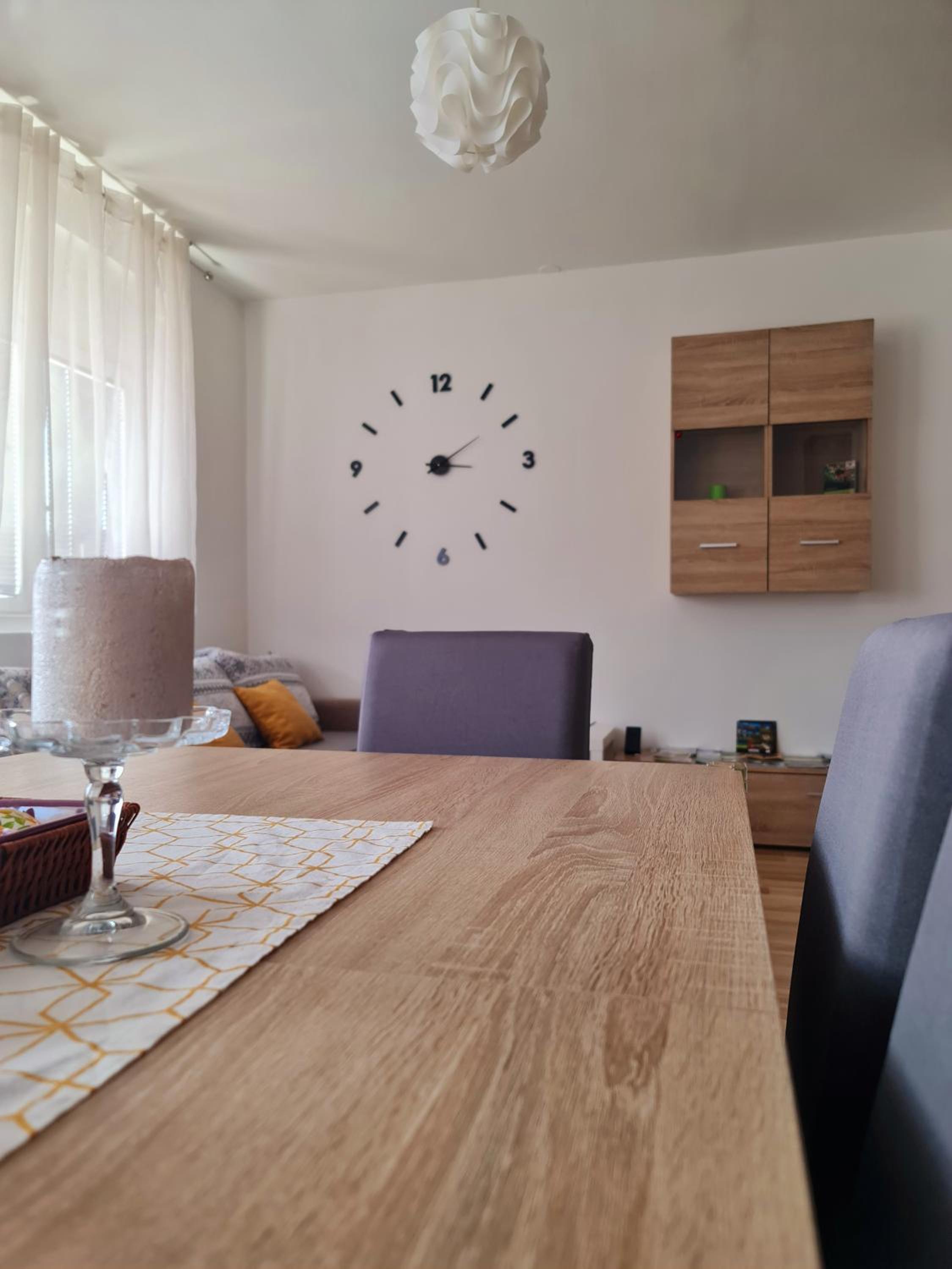 One-Bedroom Apartment - Photo 89