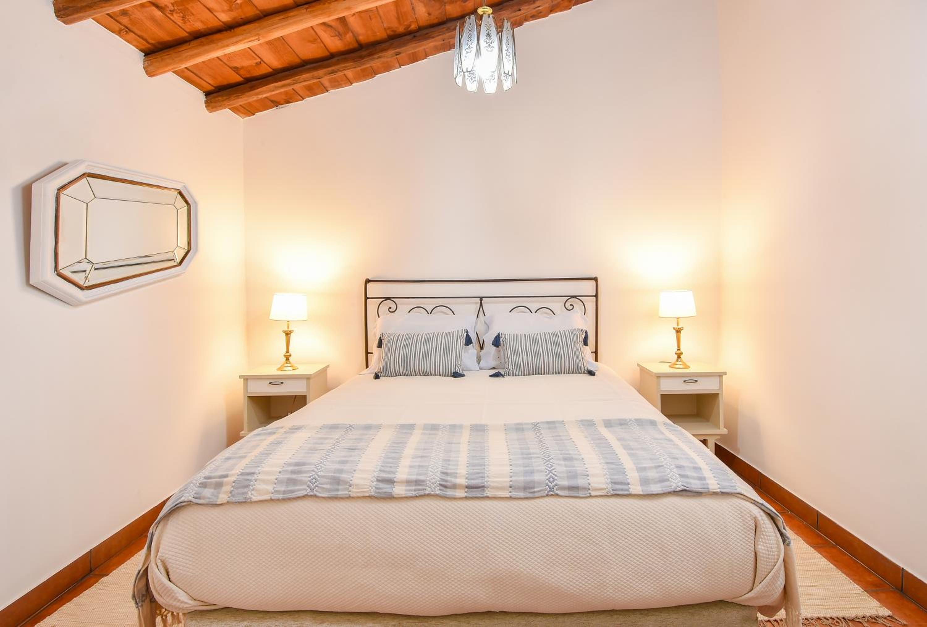 One-Bedroom House photo 1