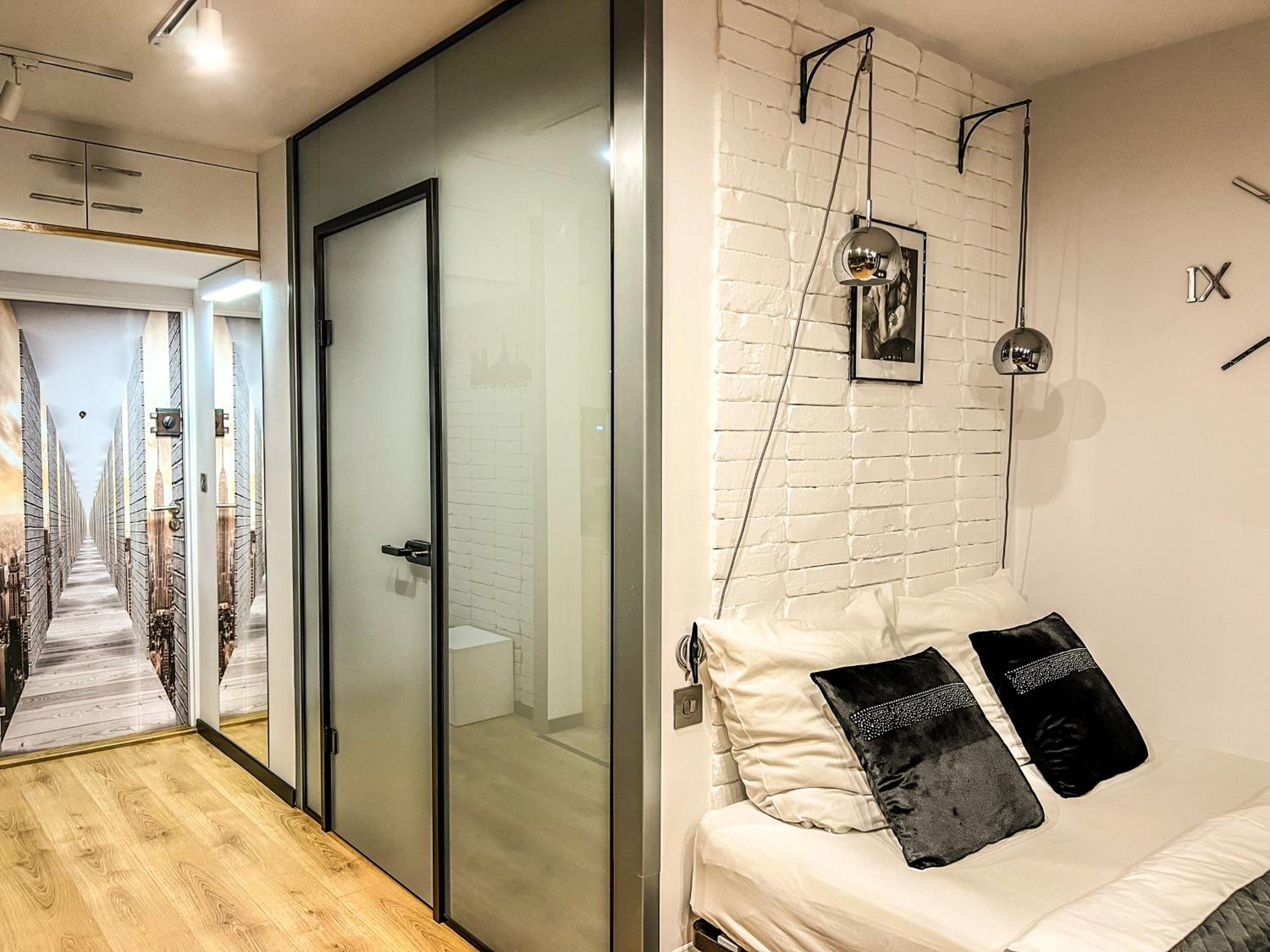 Deluxe Apartment with Balcony and City View - Świętokrzyska 35