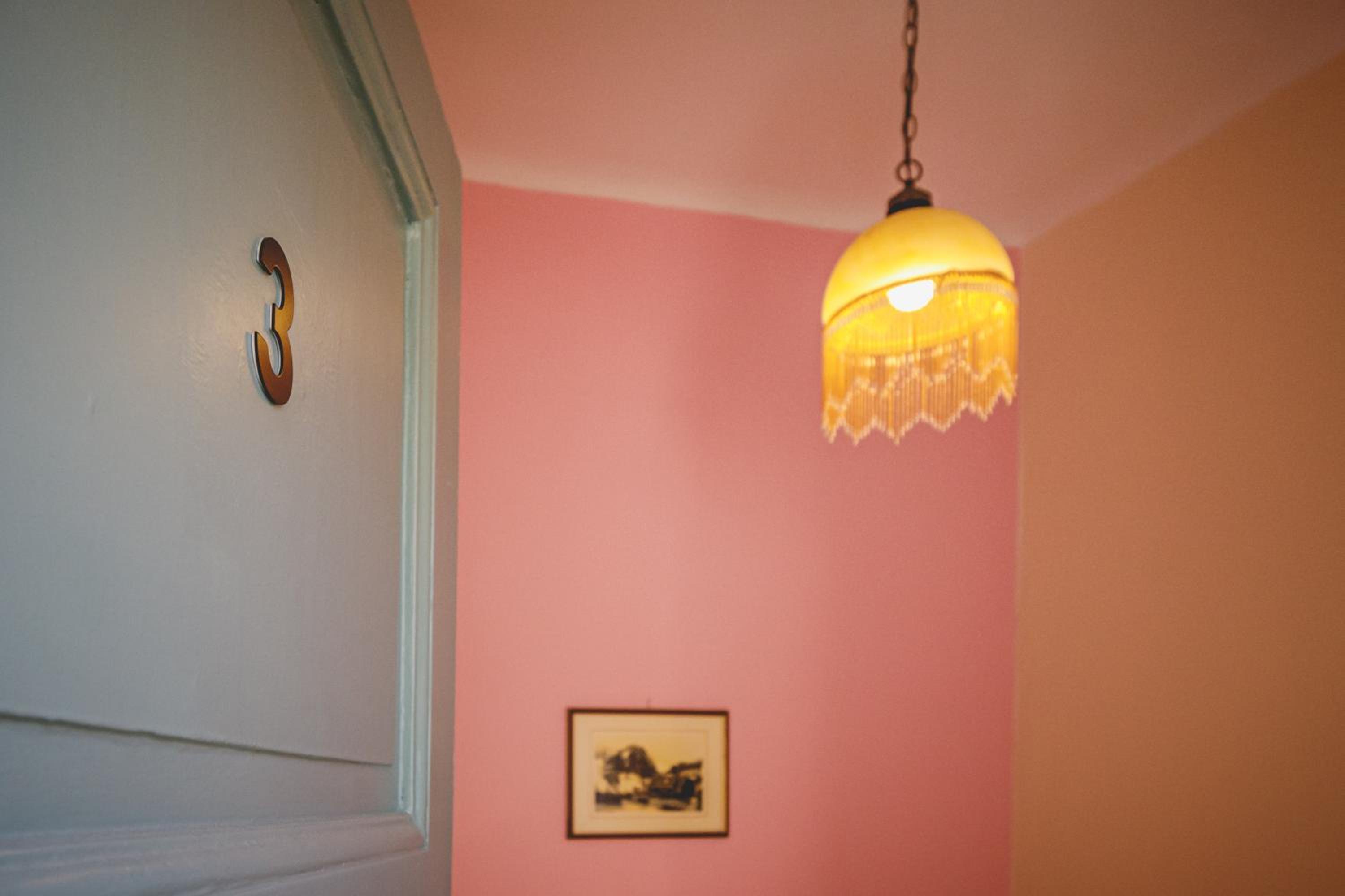 Small Double Room - Photo 3