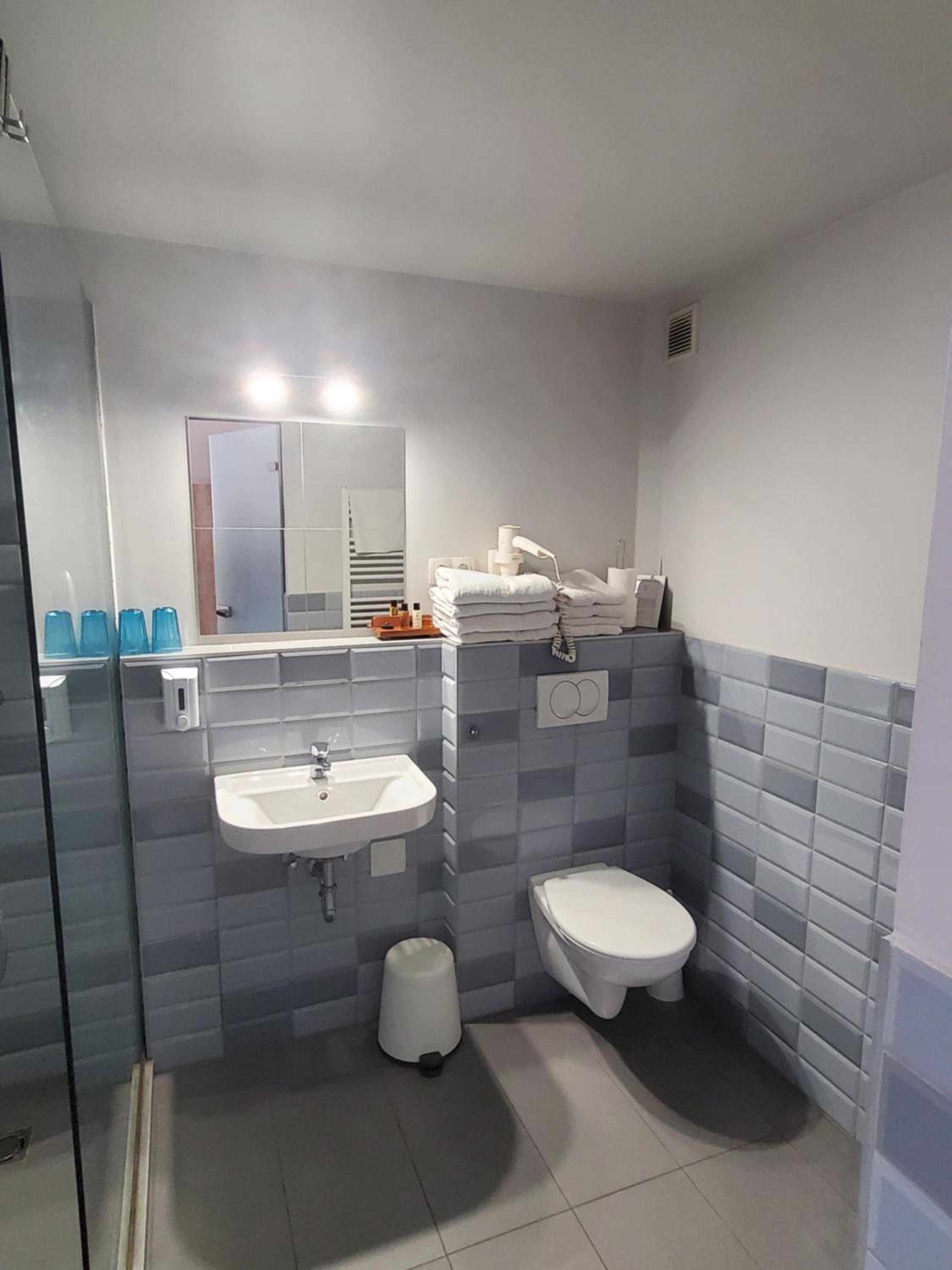 Quadruple Room - Photo 2