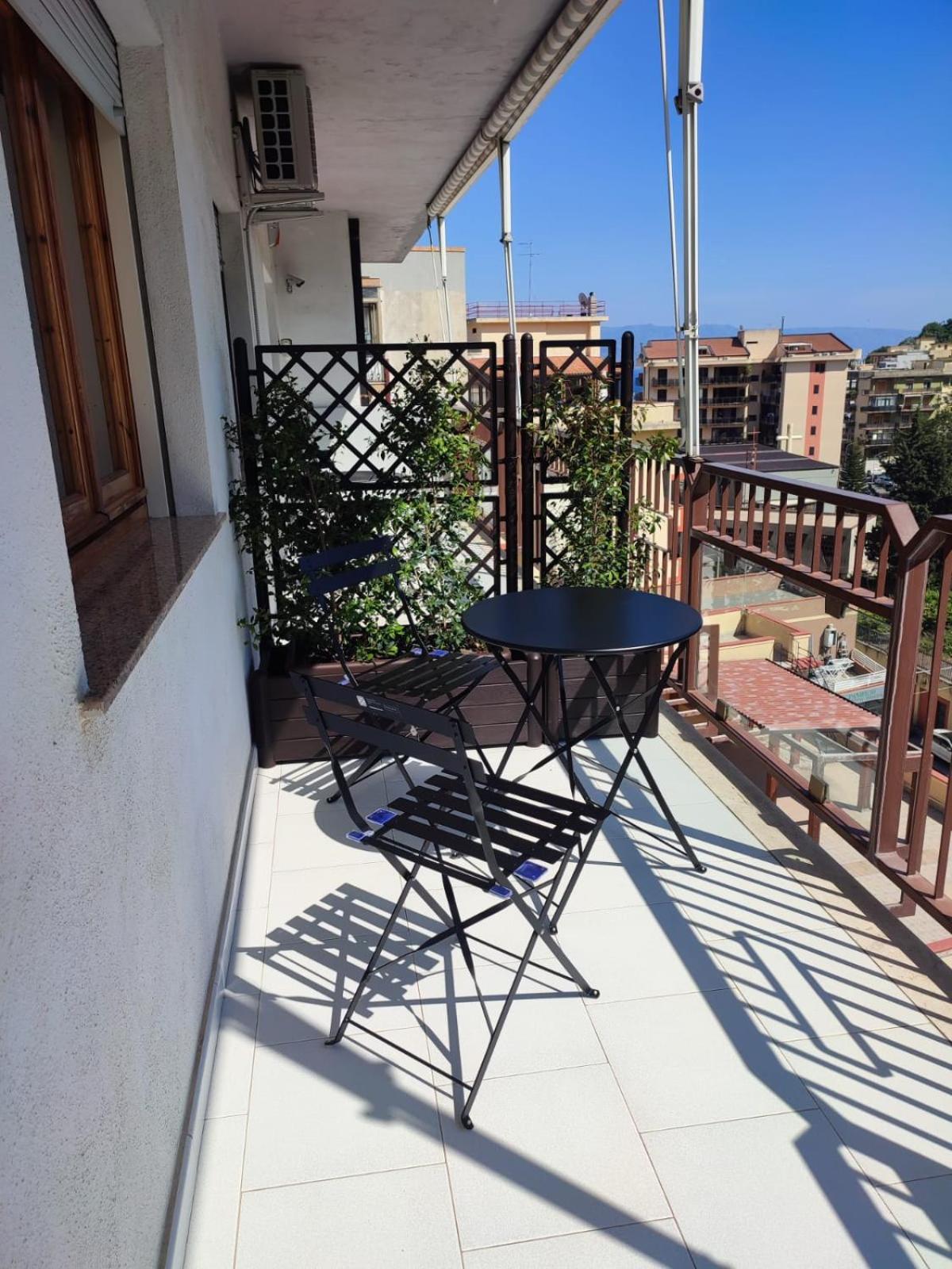 Deluxe Double Room with Bath photo 2