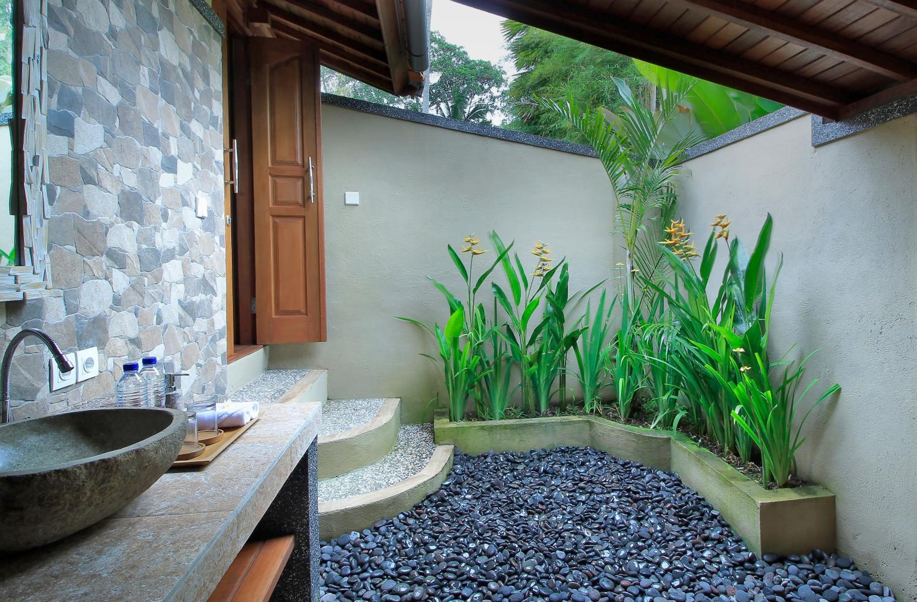 One-Bedroom Wooden Villa - Photo 8