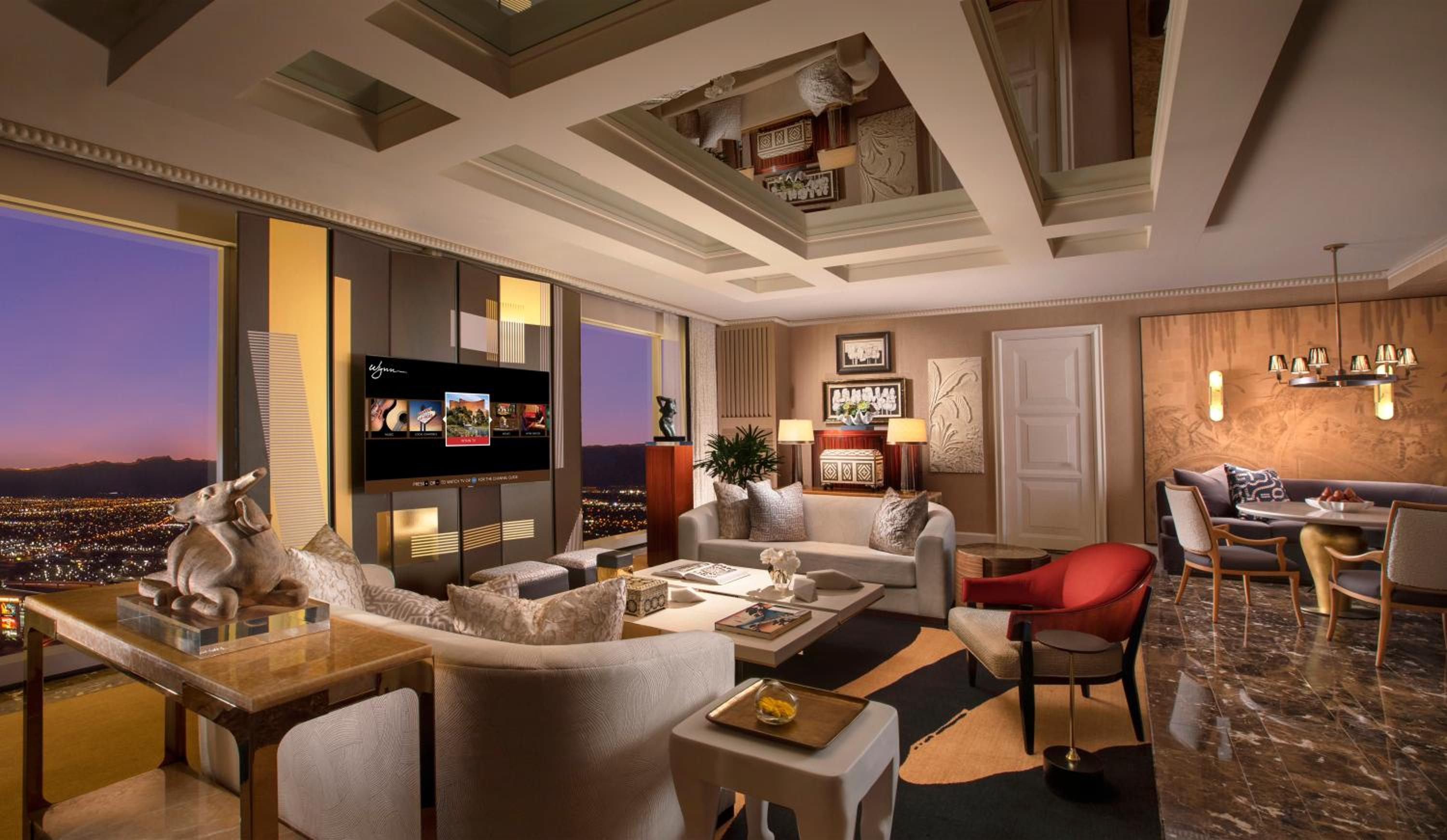 Wynn Tower Suite Salon - Photo 3