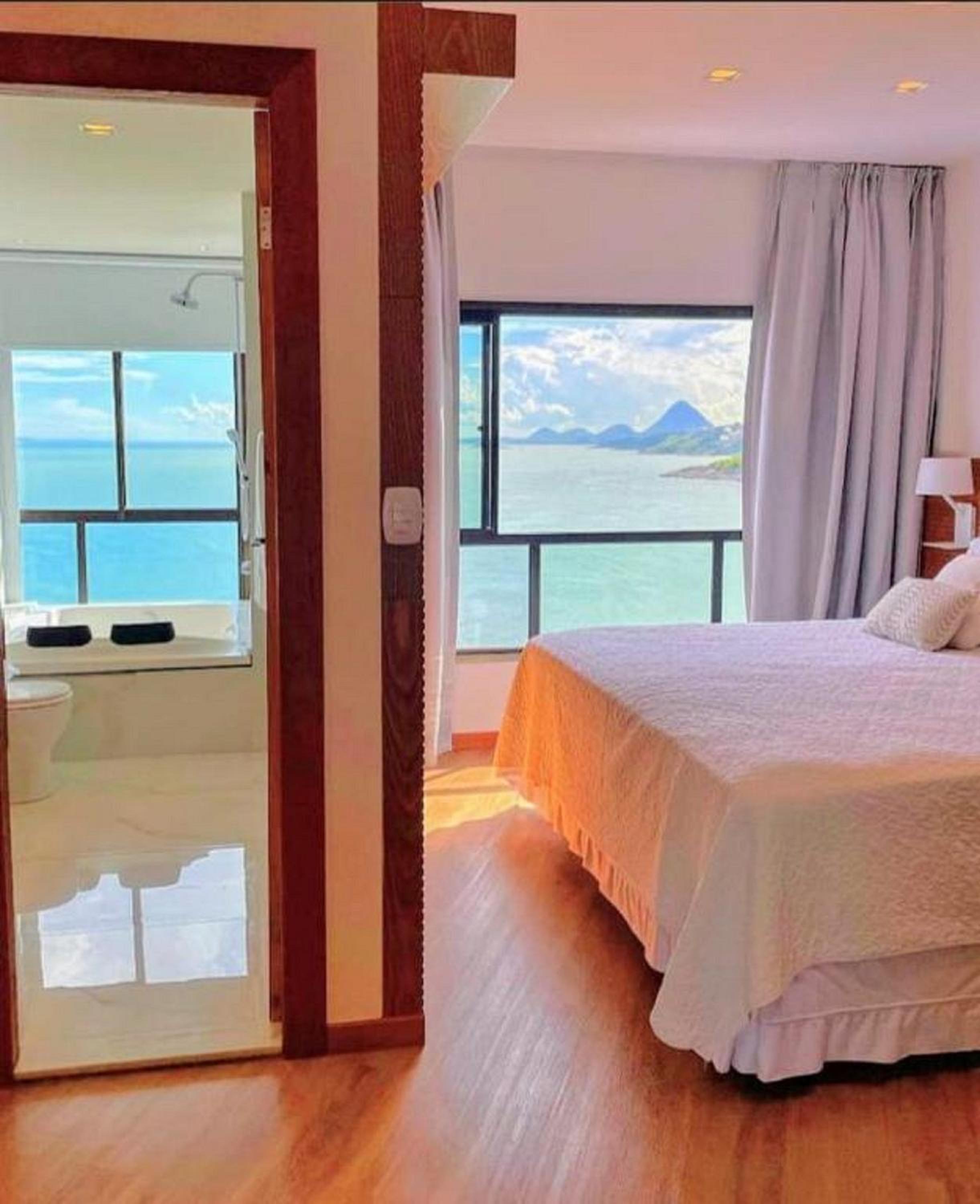 Suite with Sea View - Photo 3