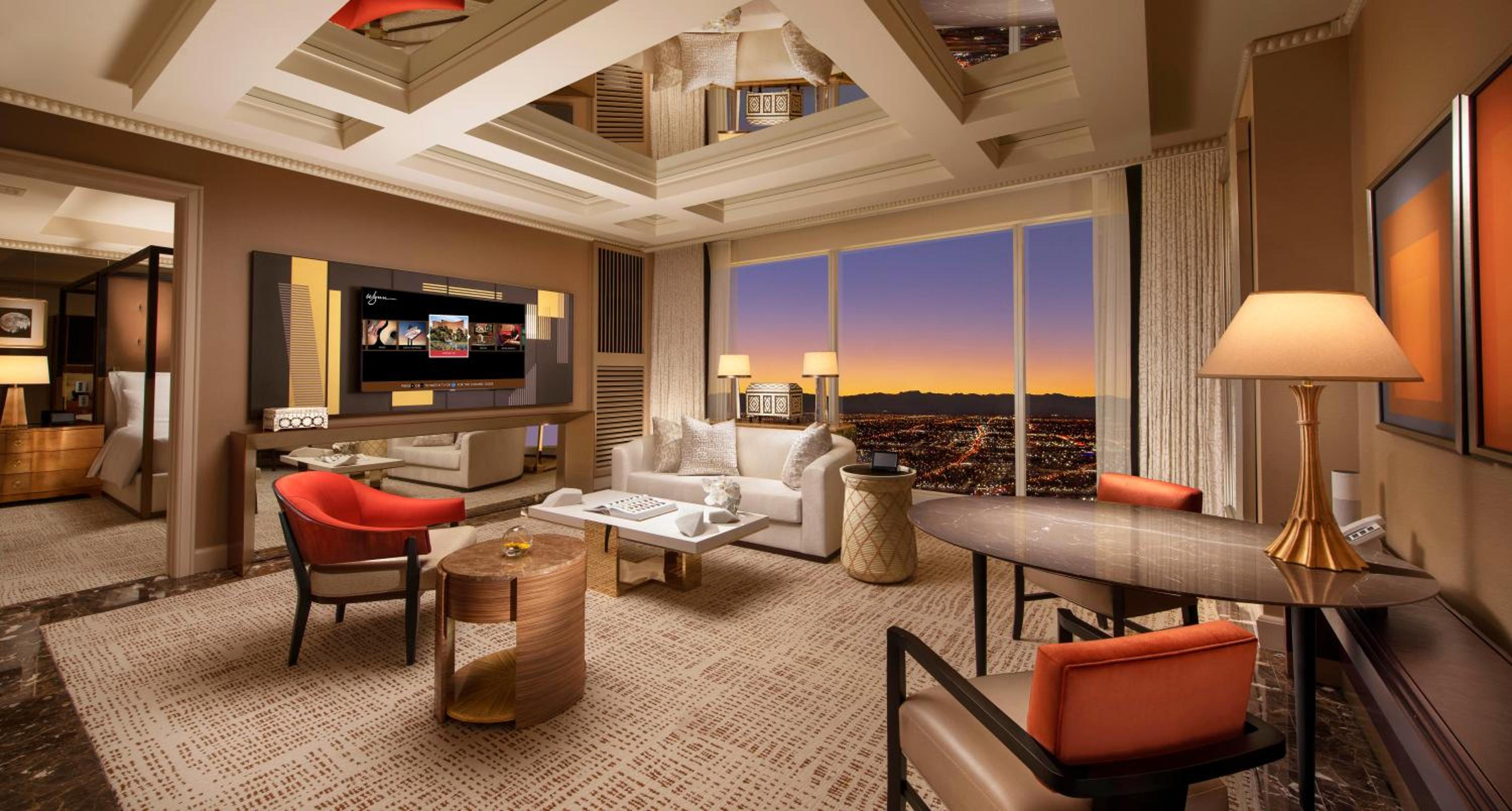 Wynn Tower Suite Parlor - Photo 2