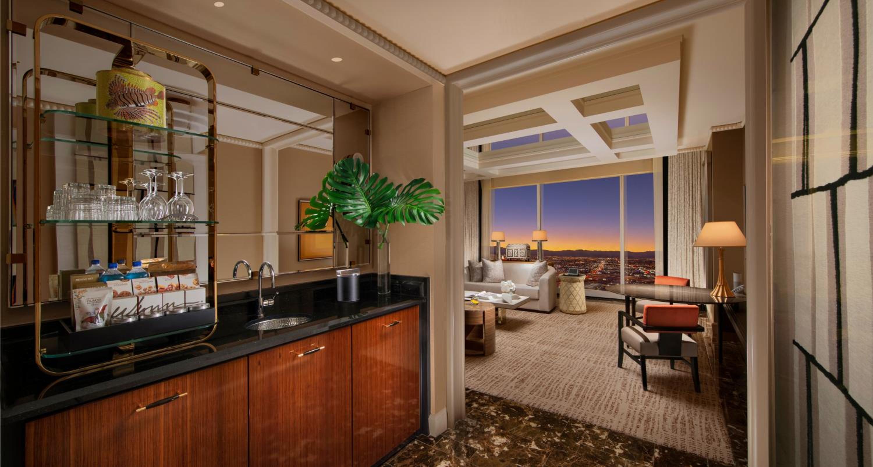 Wynn Tower Suite Parlor - Photo 6