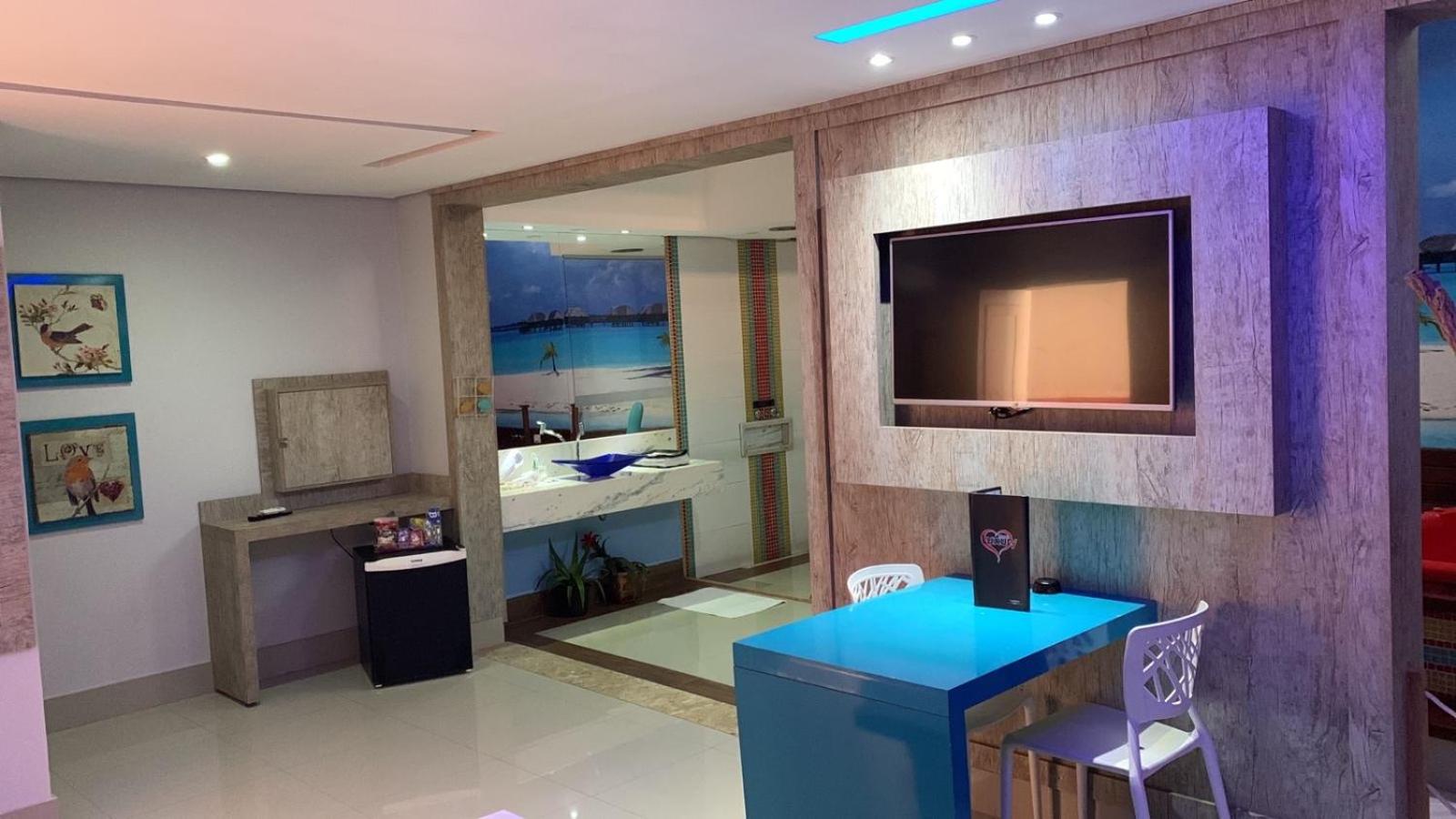 Double Room with Spa Bath - Photo 1