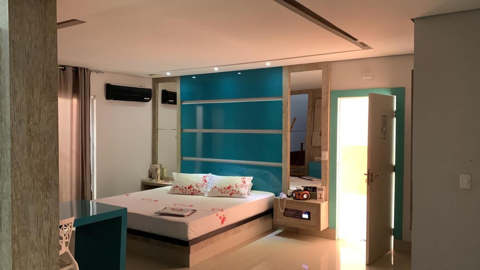 Double Room with Spa Bath - Photo 12