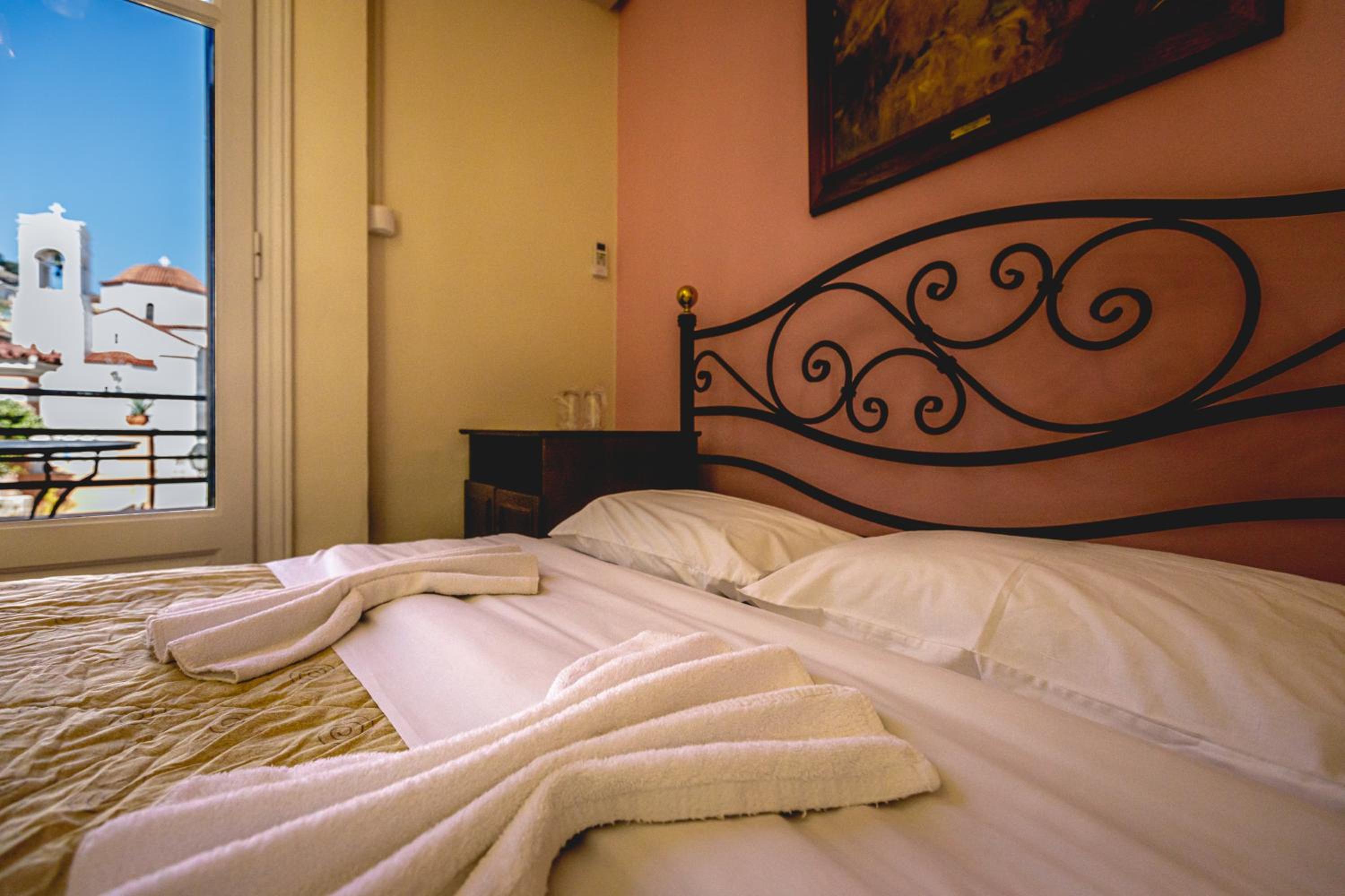 Standard Double Room - Building D - Photo 16
