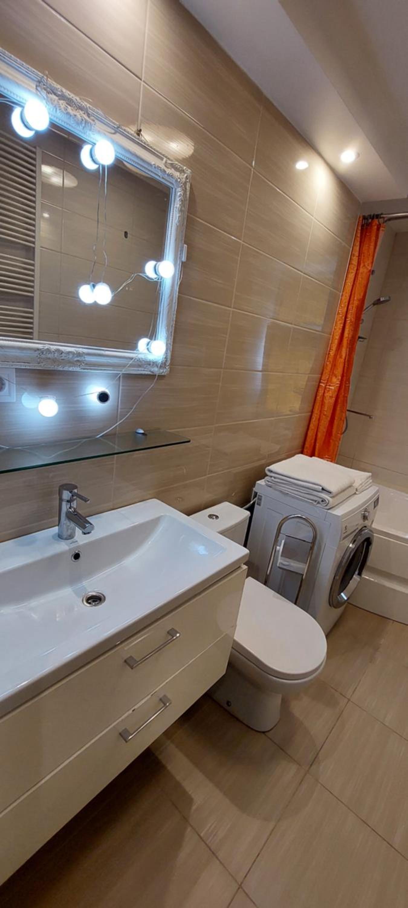 Deluxe Two-Bedroom Apartment - Ground Floor  - Photo 12