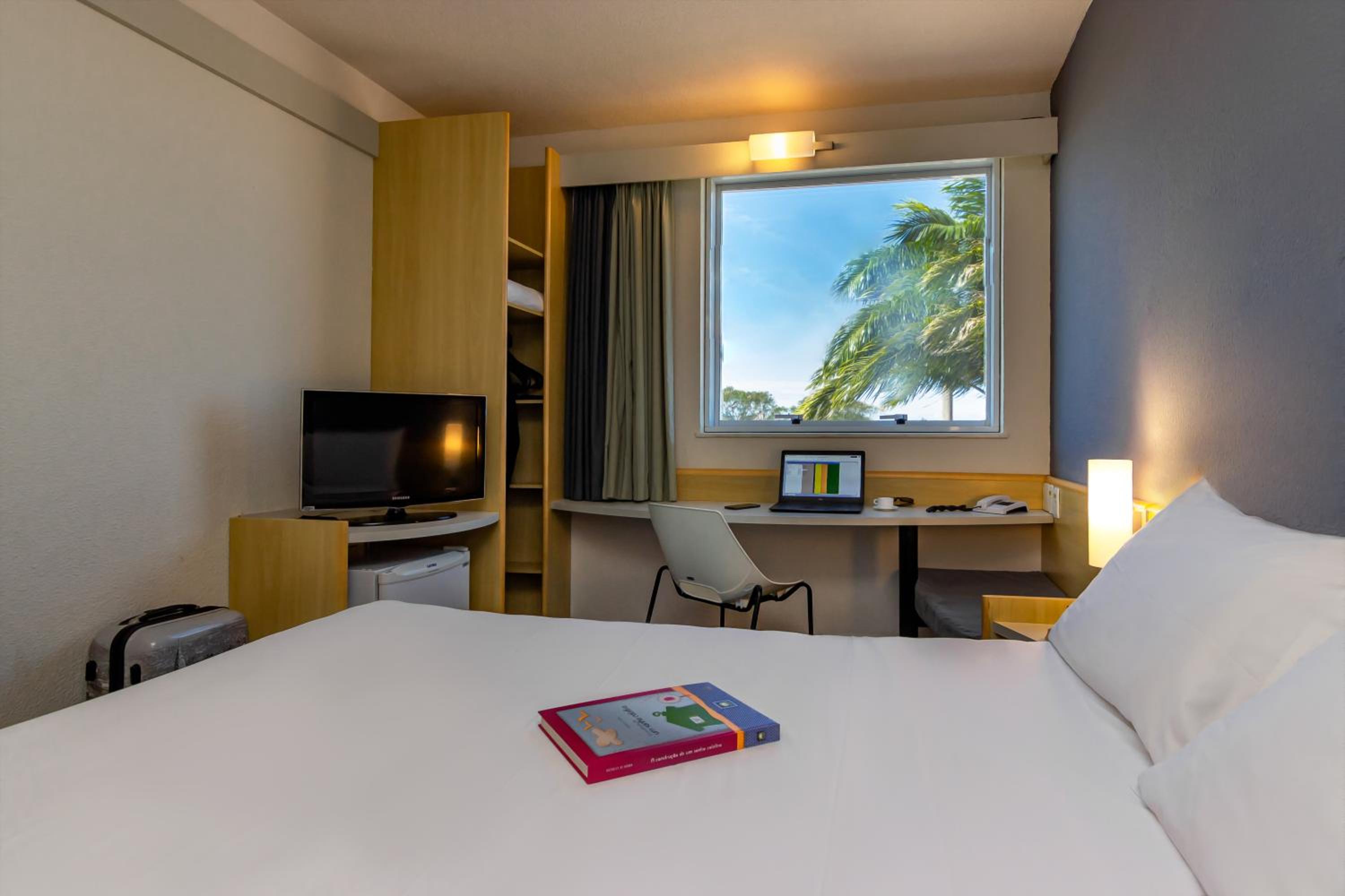 Standard Double Room - Photo 2