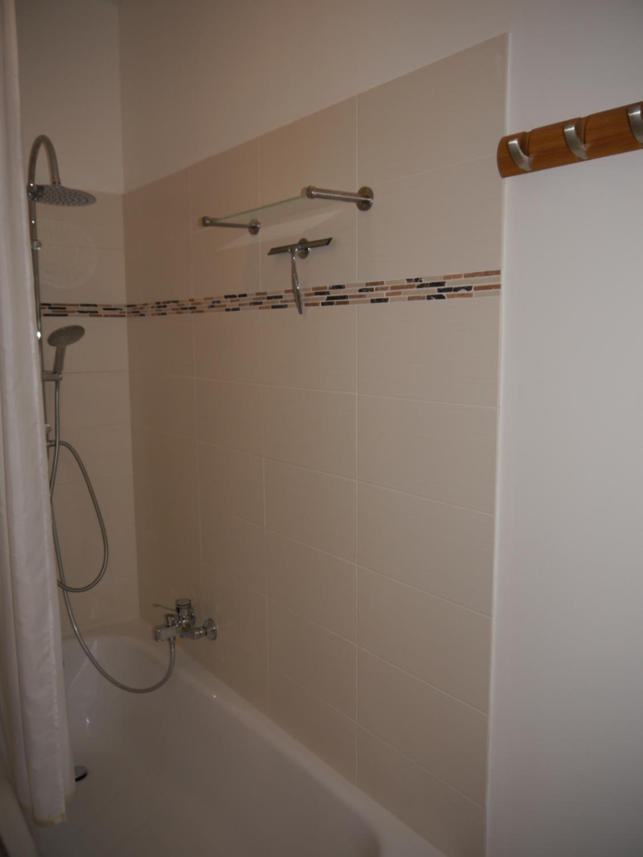 Two-Bedroom Apartment - Photo 11